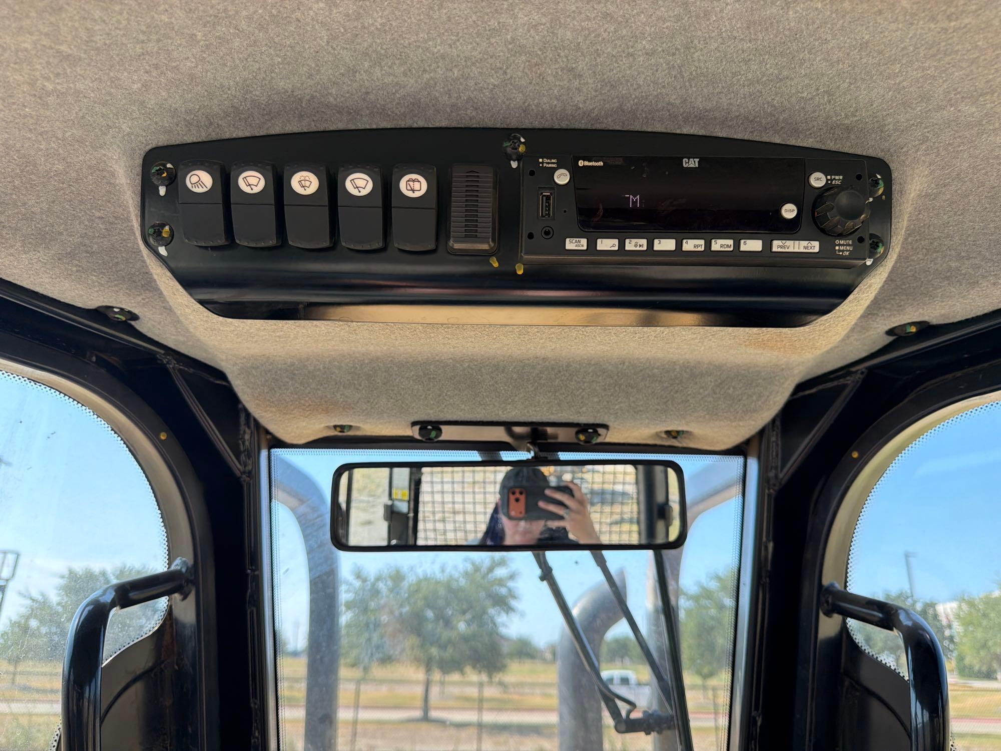 2021 Caterpillar D4