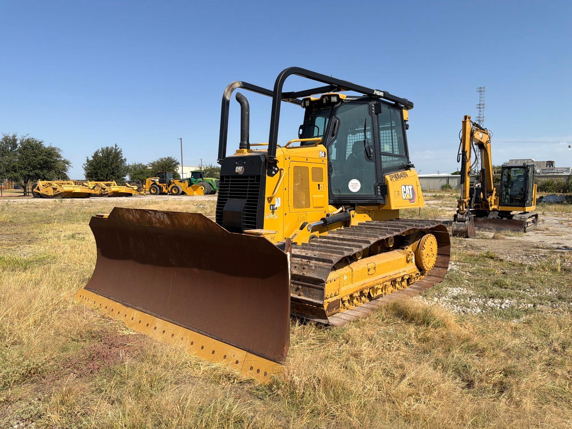 2021 Caterpillar D4