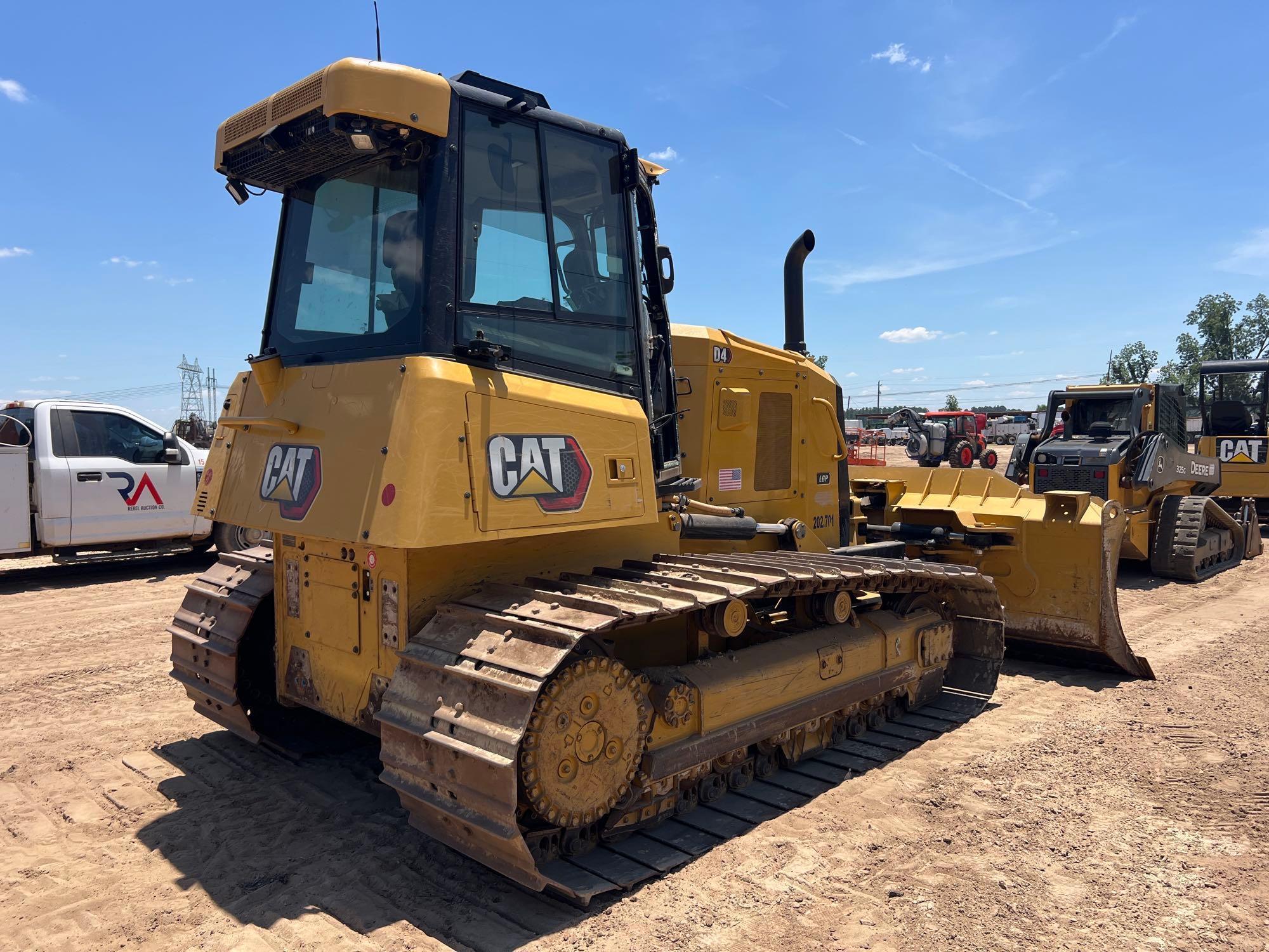 2021 Caterpillar D4