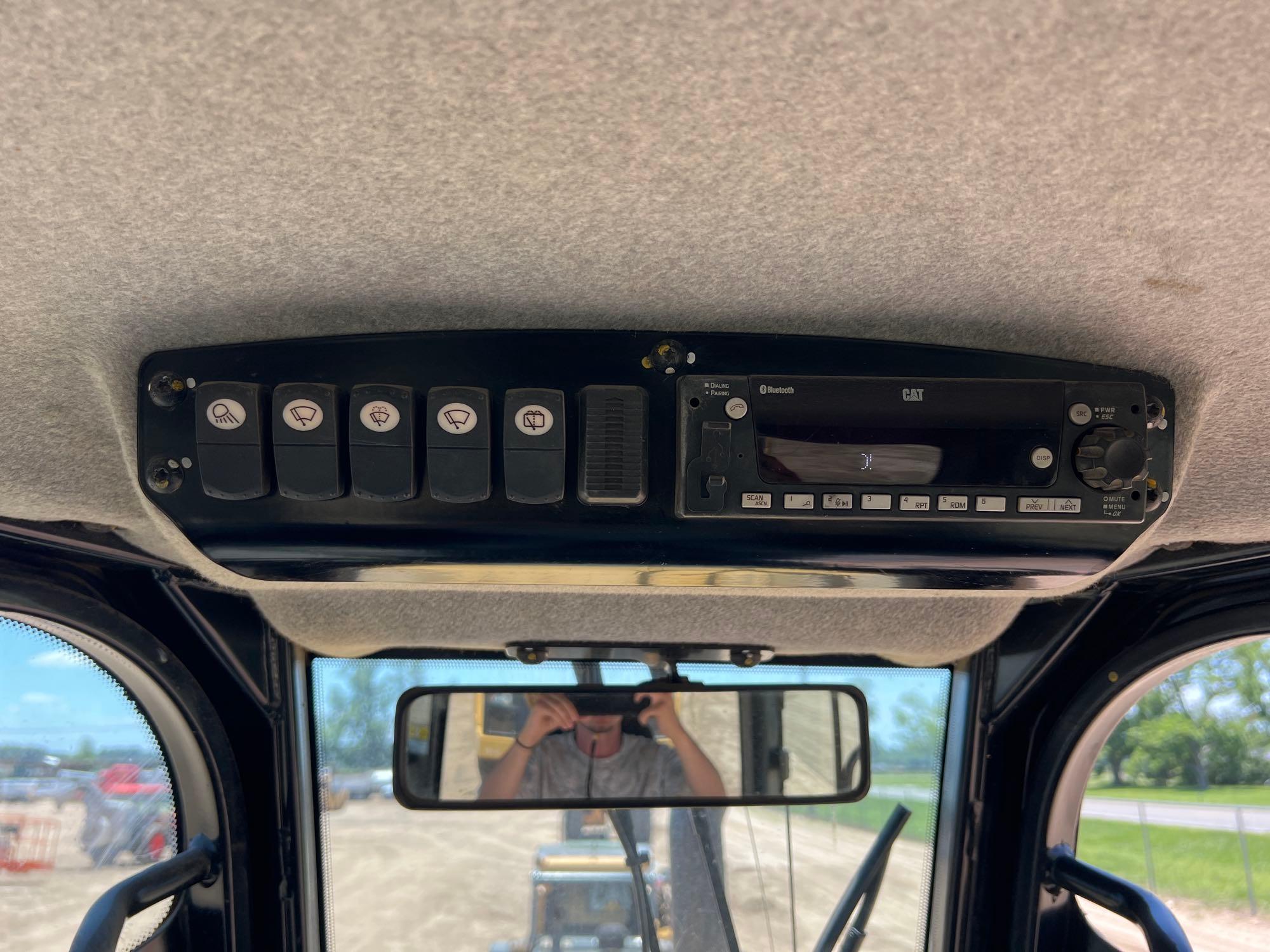 2021 Caterpillar D4
