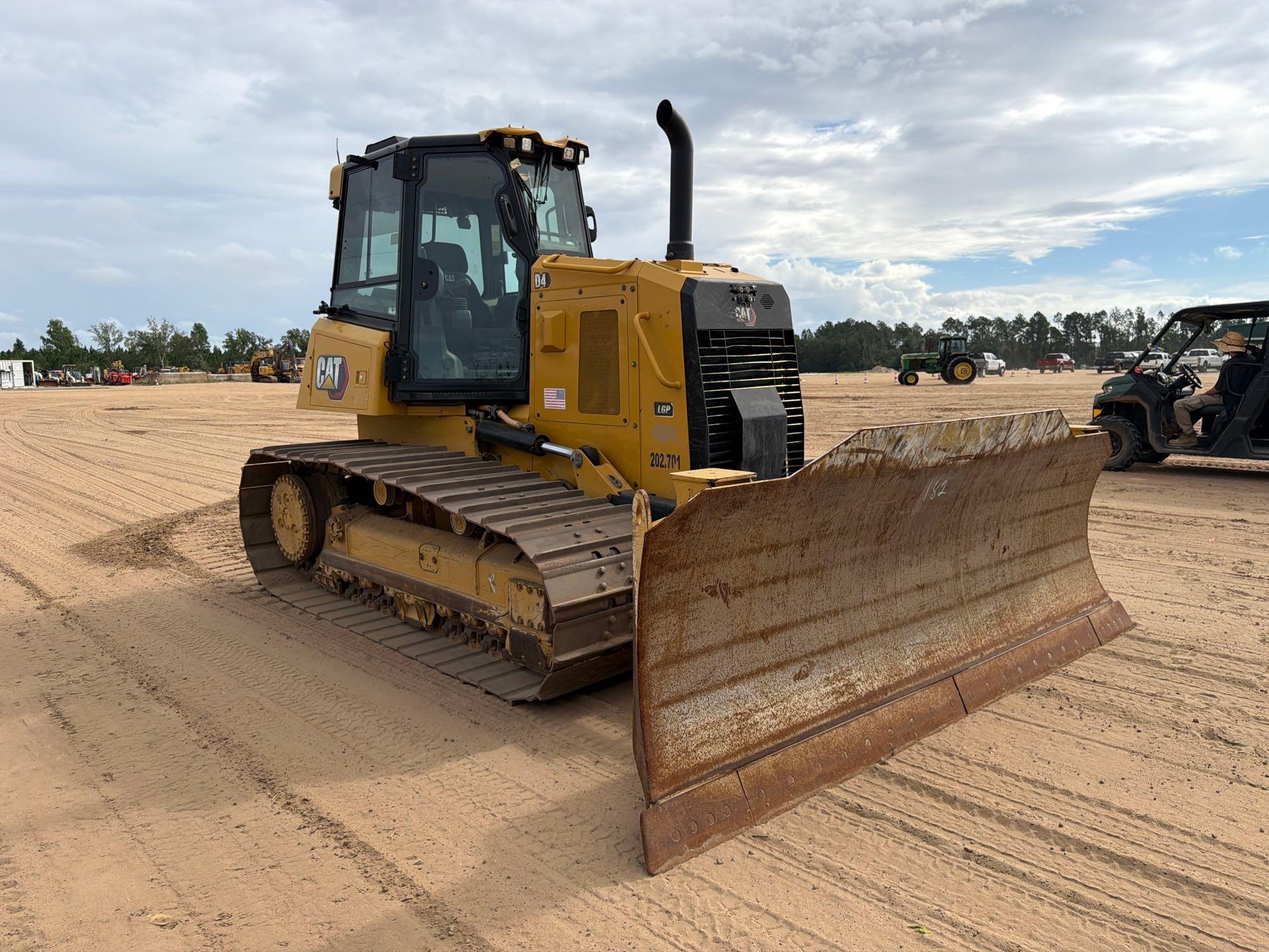2021 Caterpillar D4