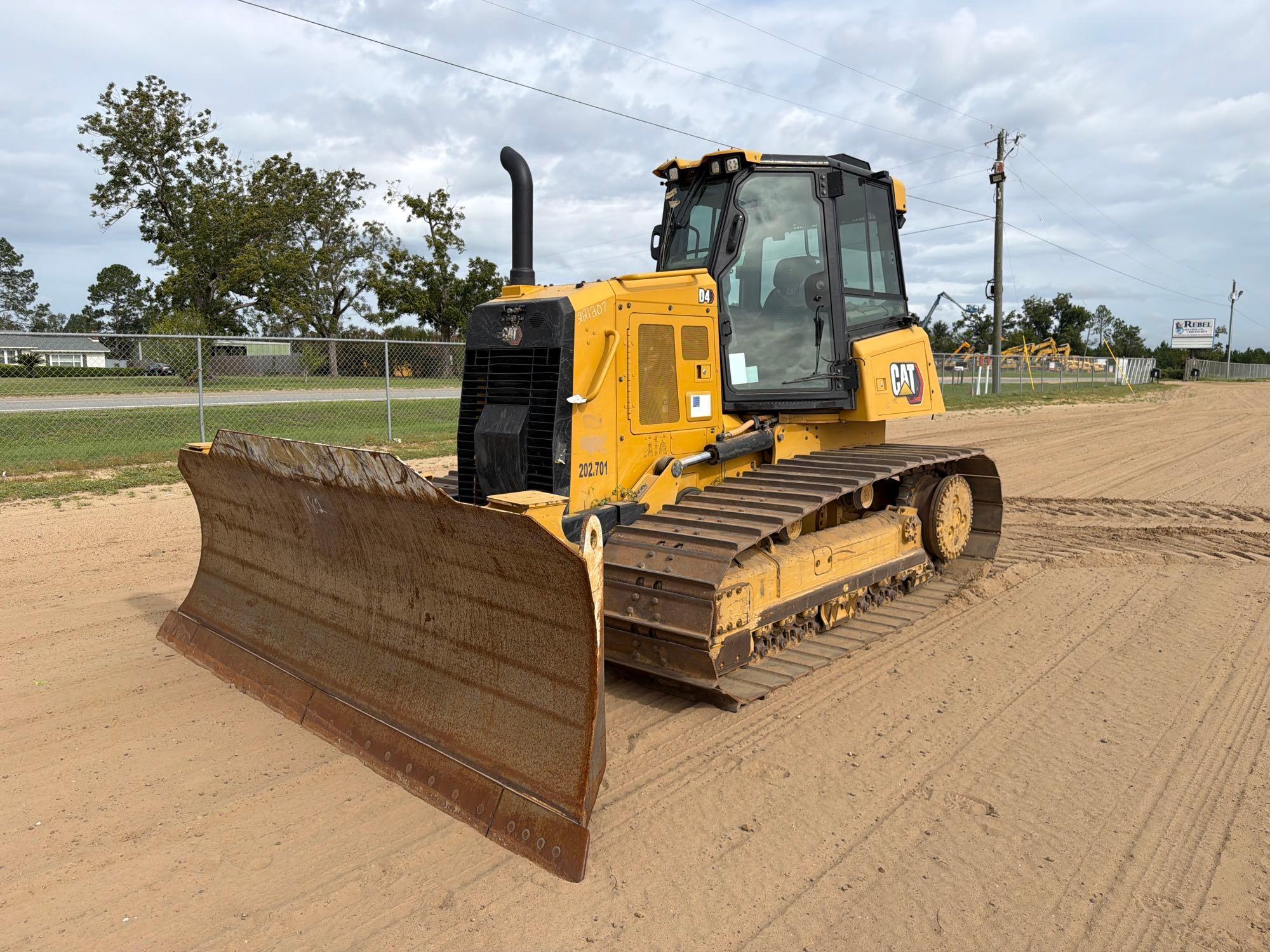2021 Caterpillar D4