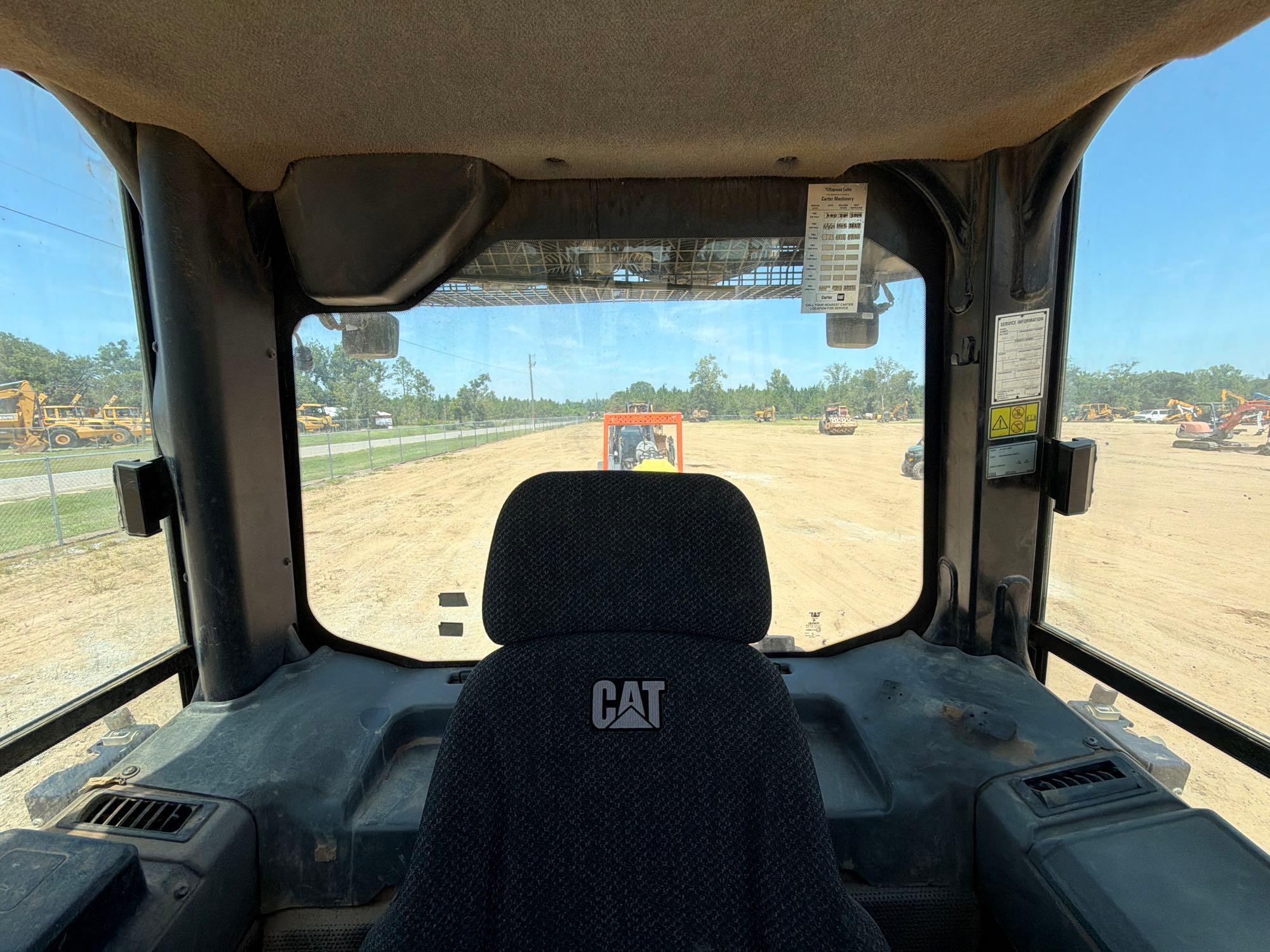 2019 Caterpillar D6K2
