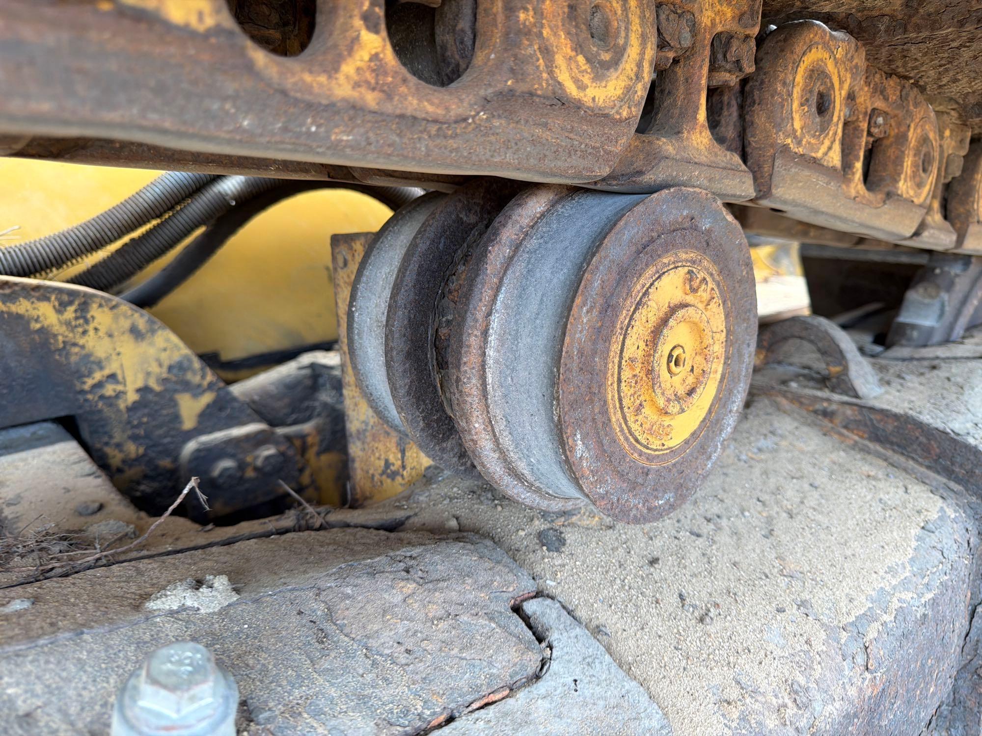 Caterpillar D6K2LGP