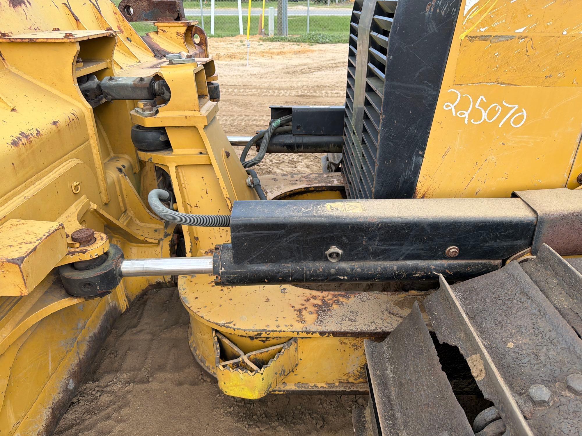 Caterpillar D6K2LGP