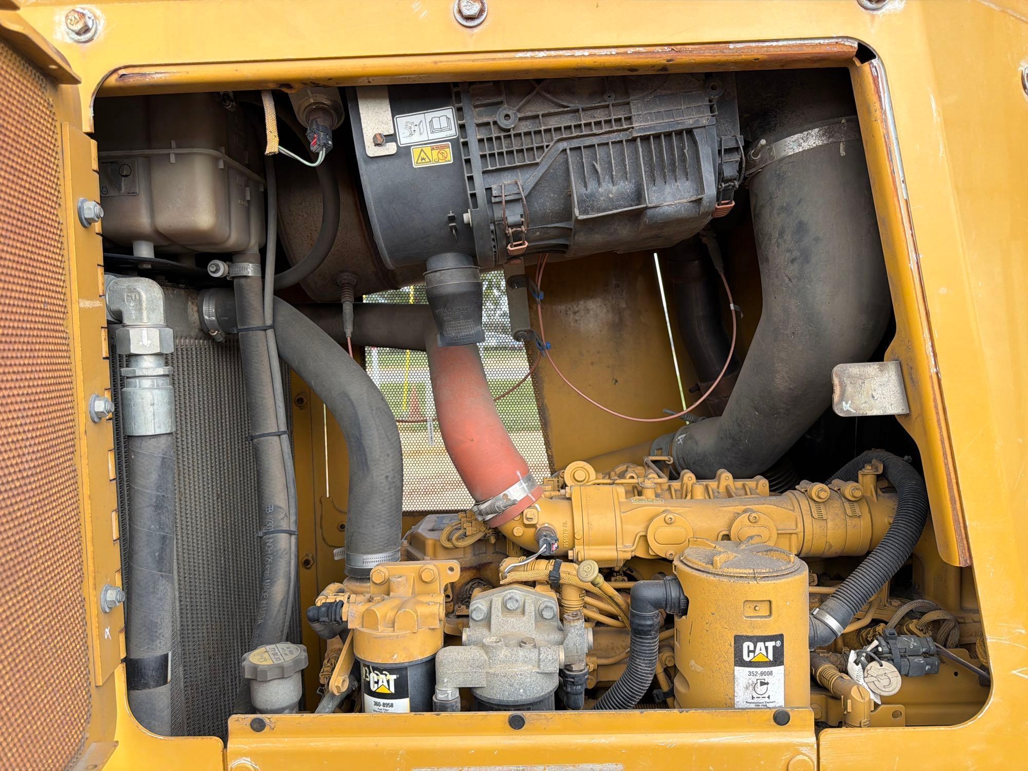2015 Caterpillar D6K2LGP