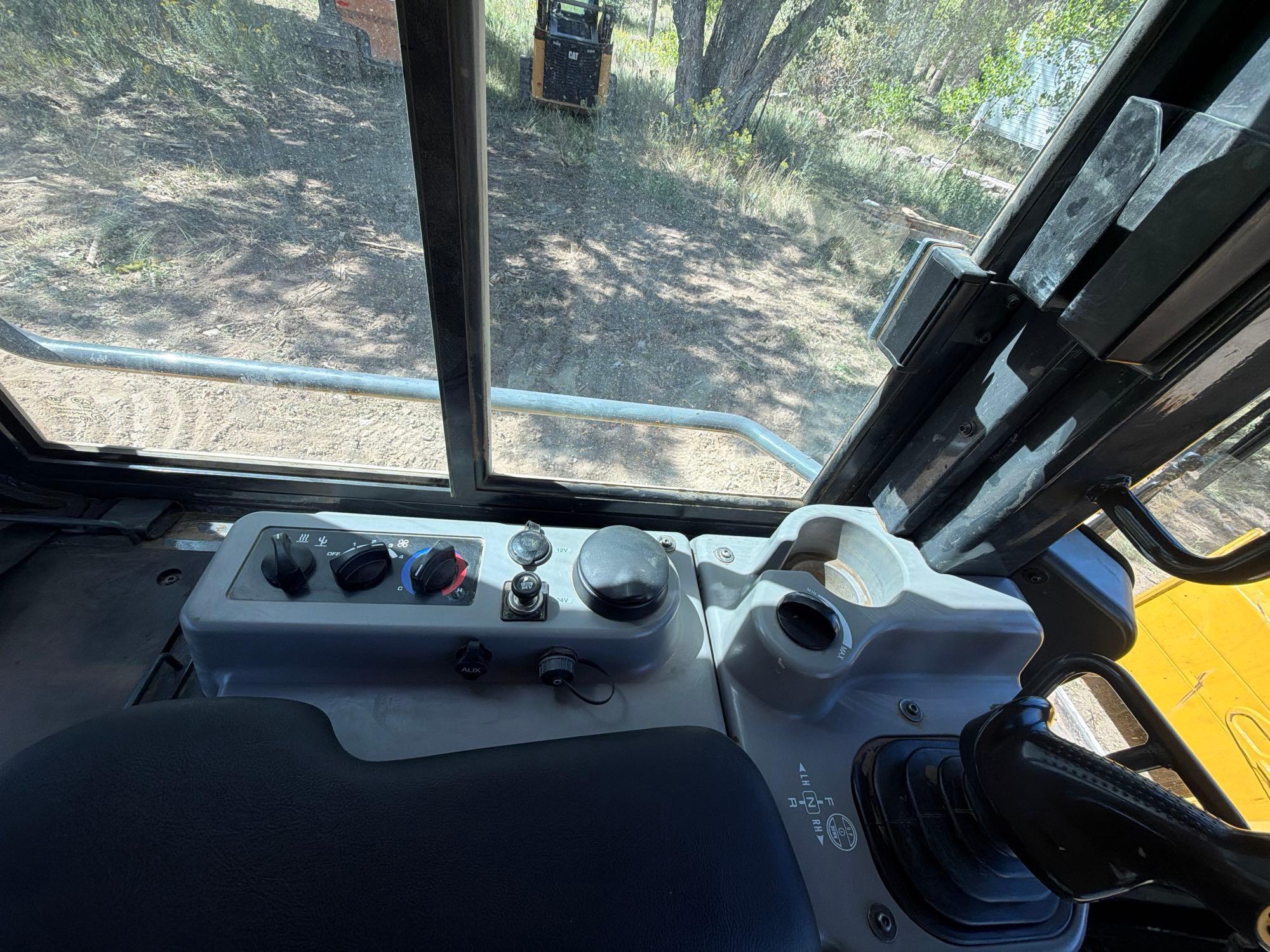 2023 Komatsu D51PX
