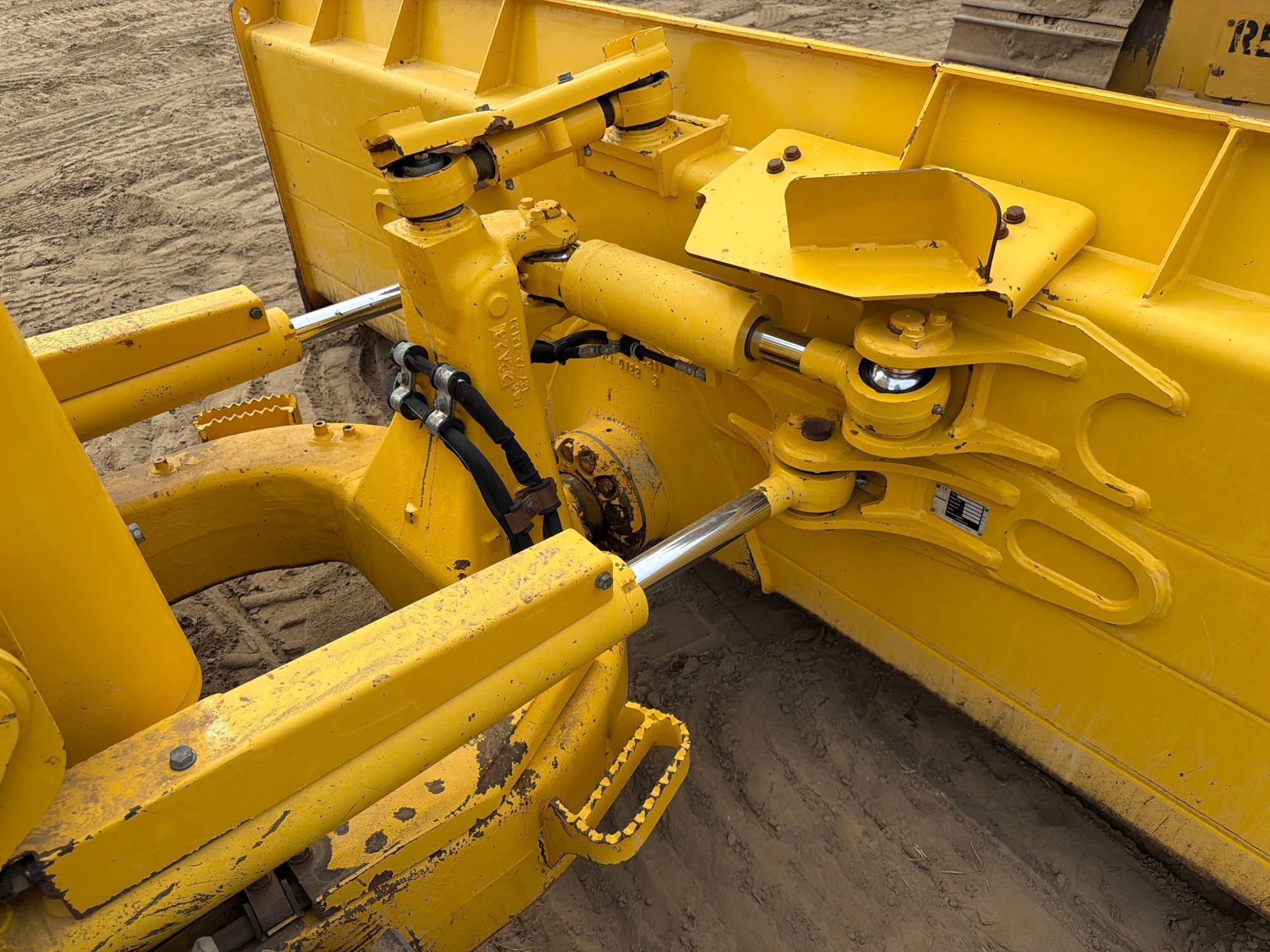 2022 Komatsu D51PX