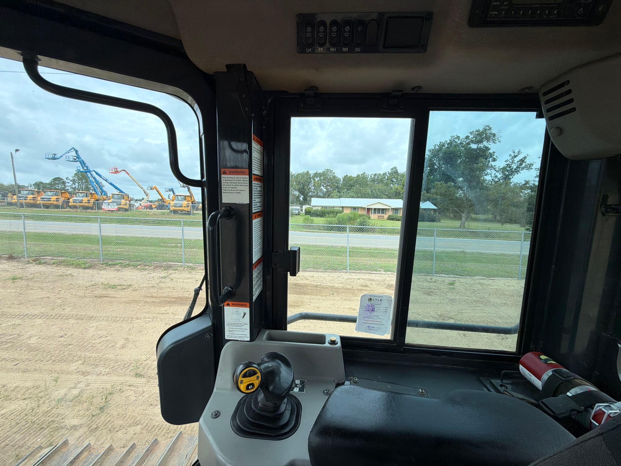2022 Komatsu D51PX