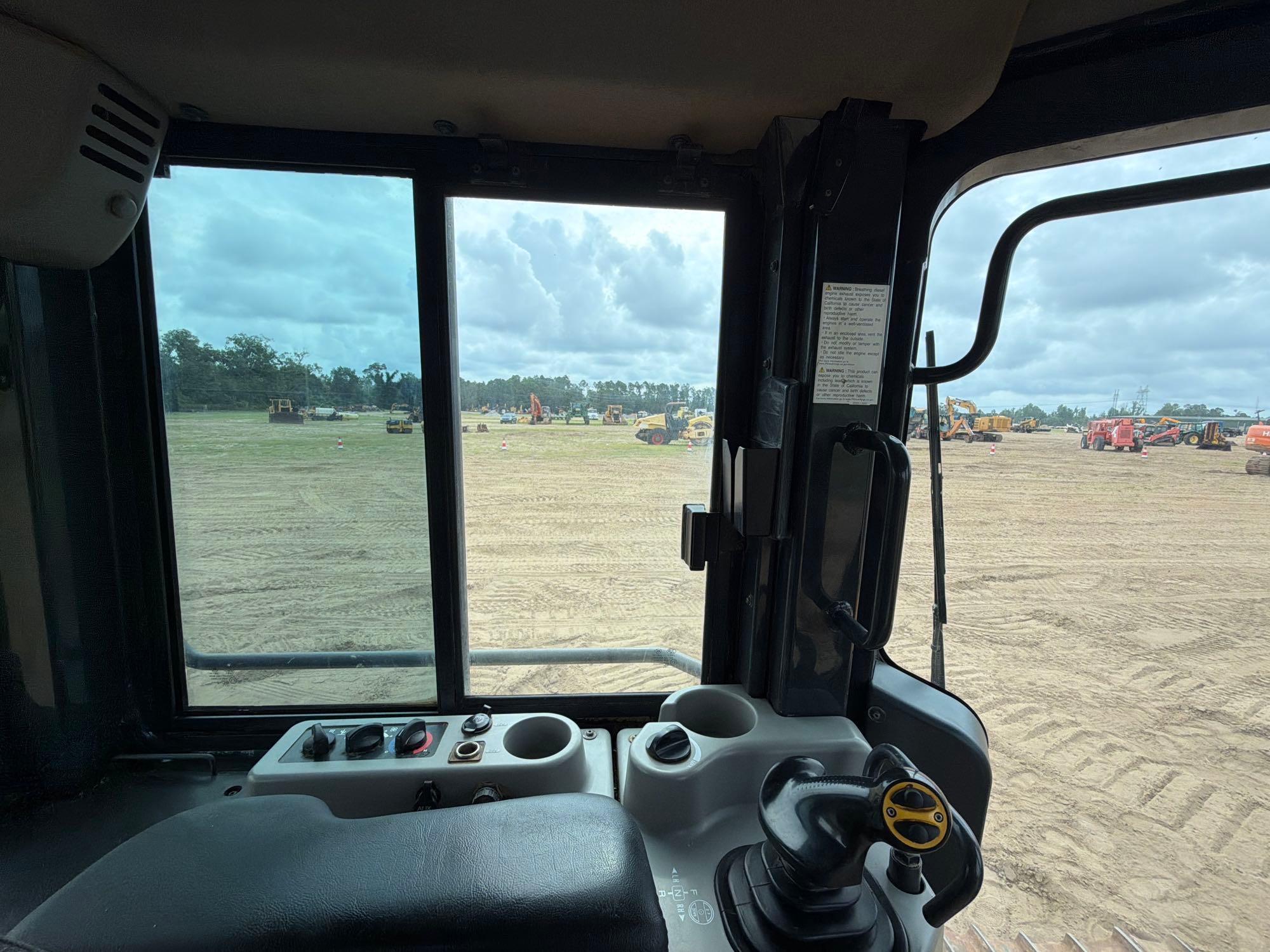 2022 Komatsu D51PX