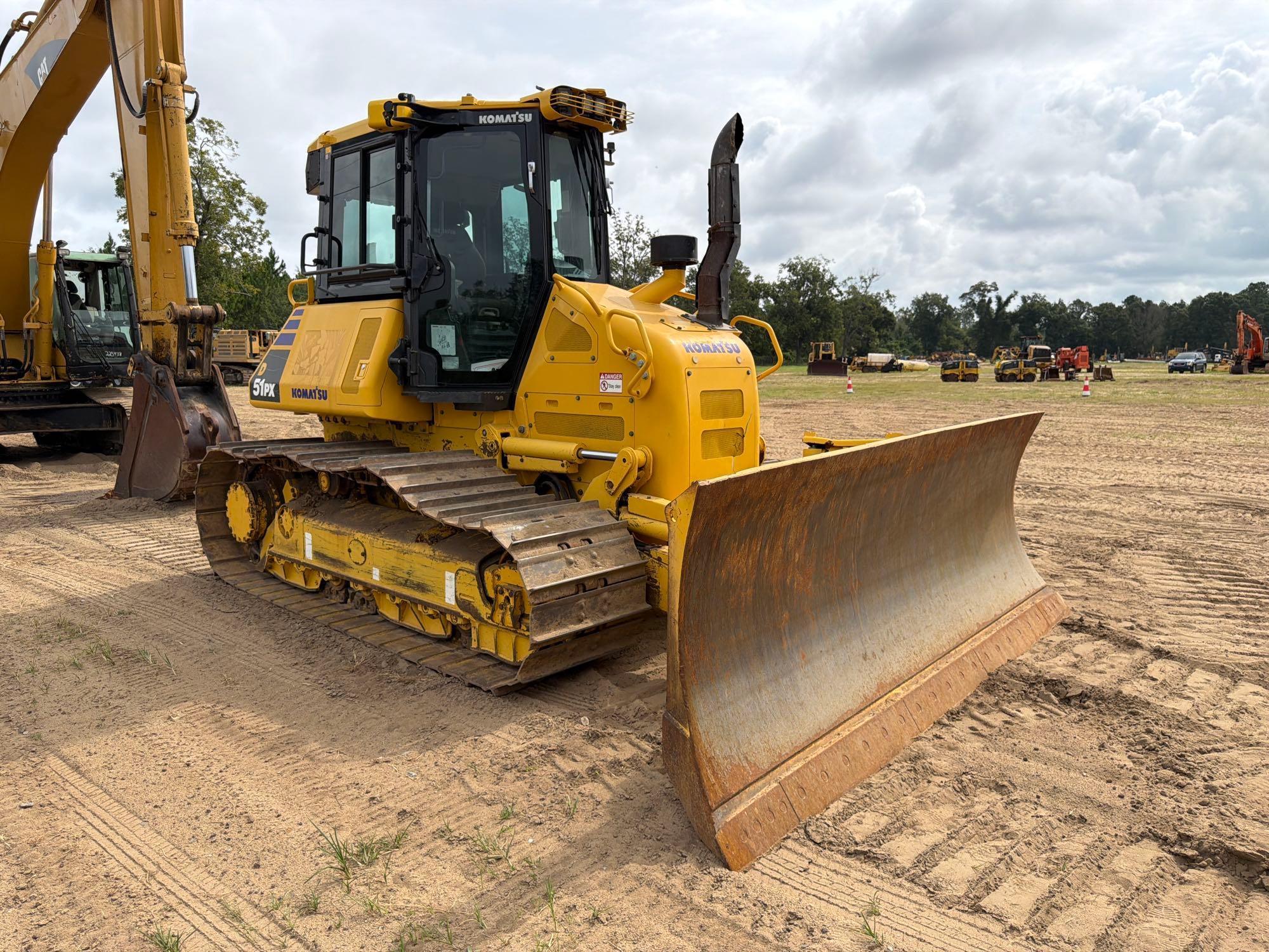 2022 Komatsu D51PX