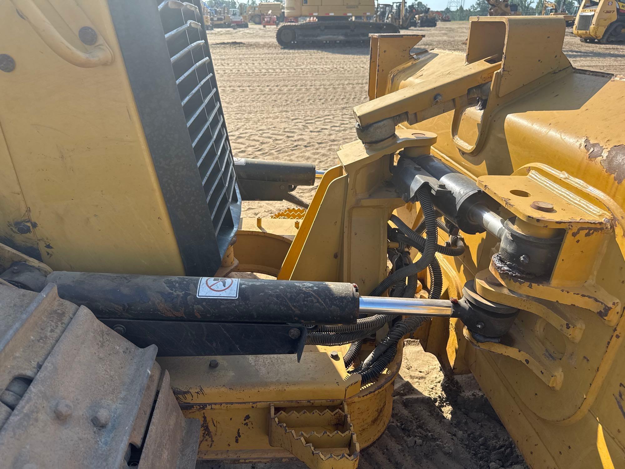 2021 Caterpillar D3