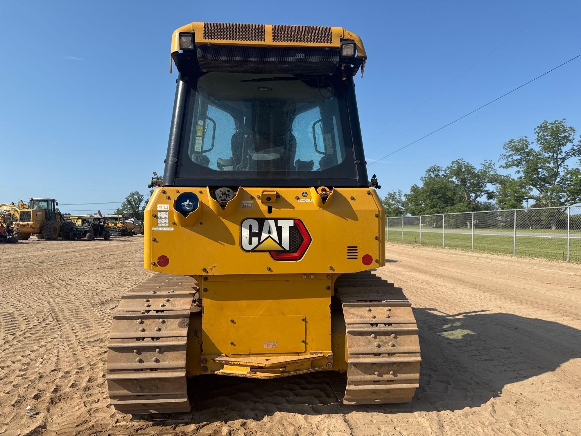 2021 Caterpillar D3