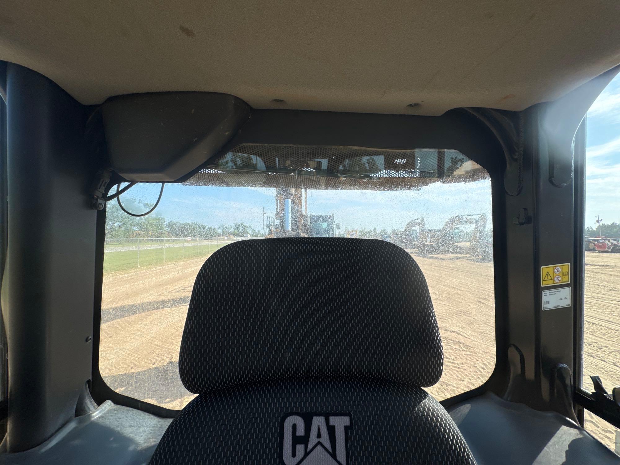 2021 Caterpillar D3