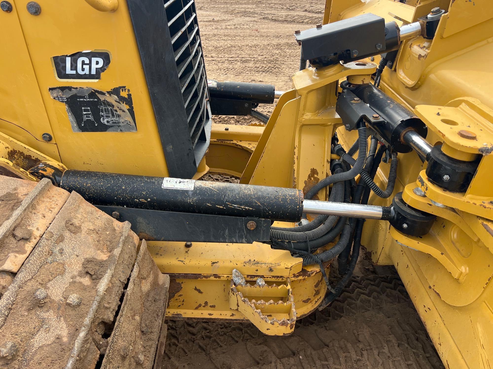 2021 Caterpillar D3 LGP