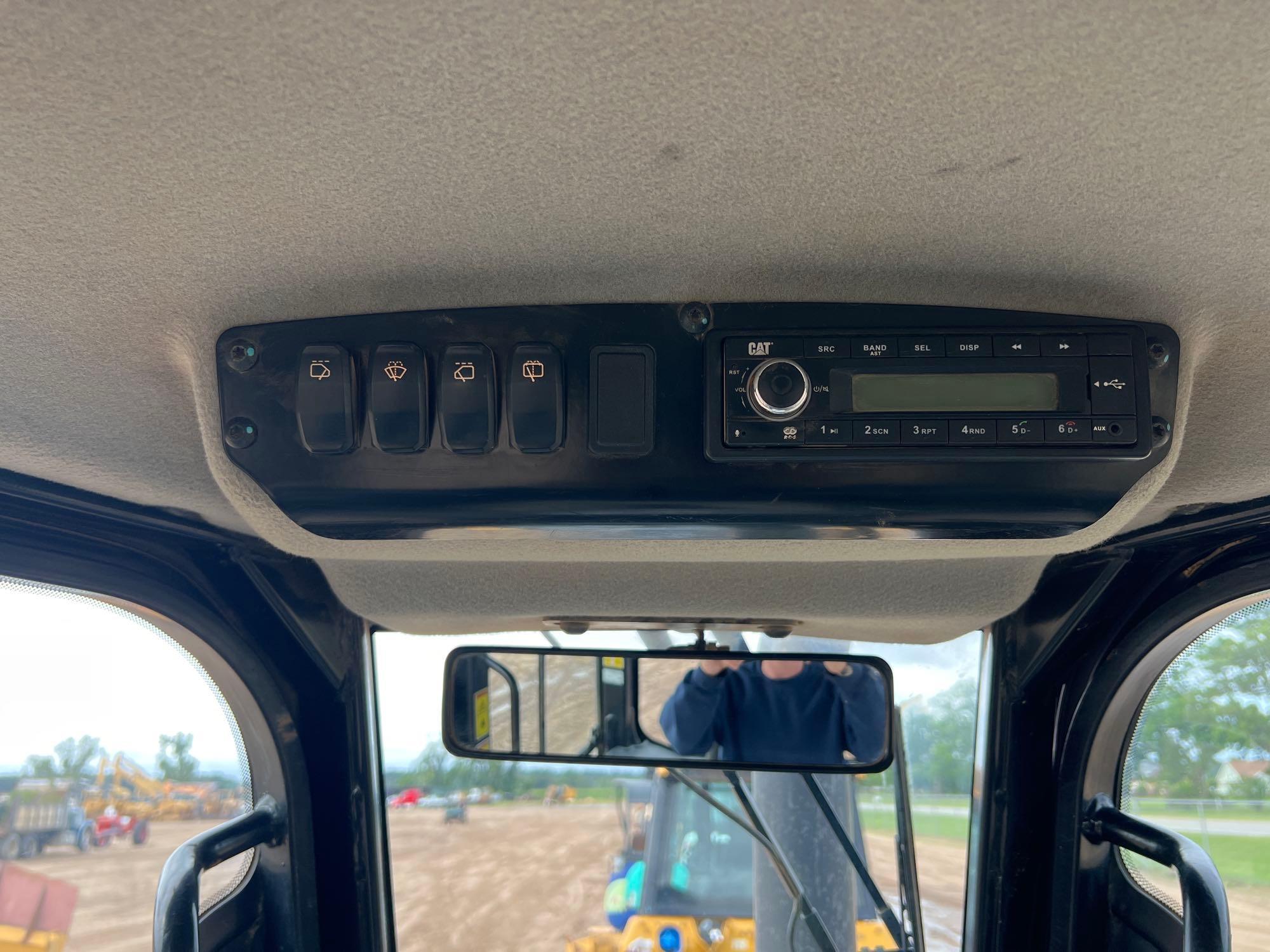 2021 Caterpillar D3 LGP