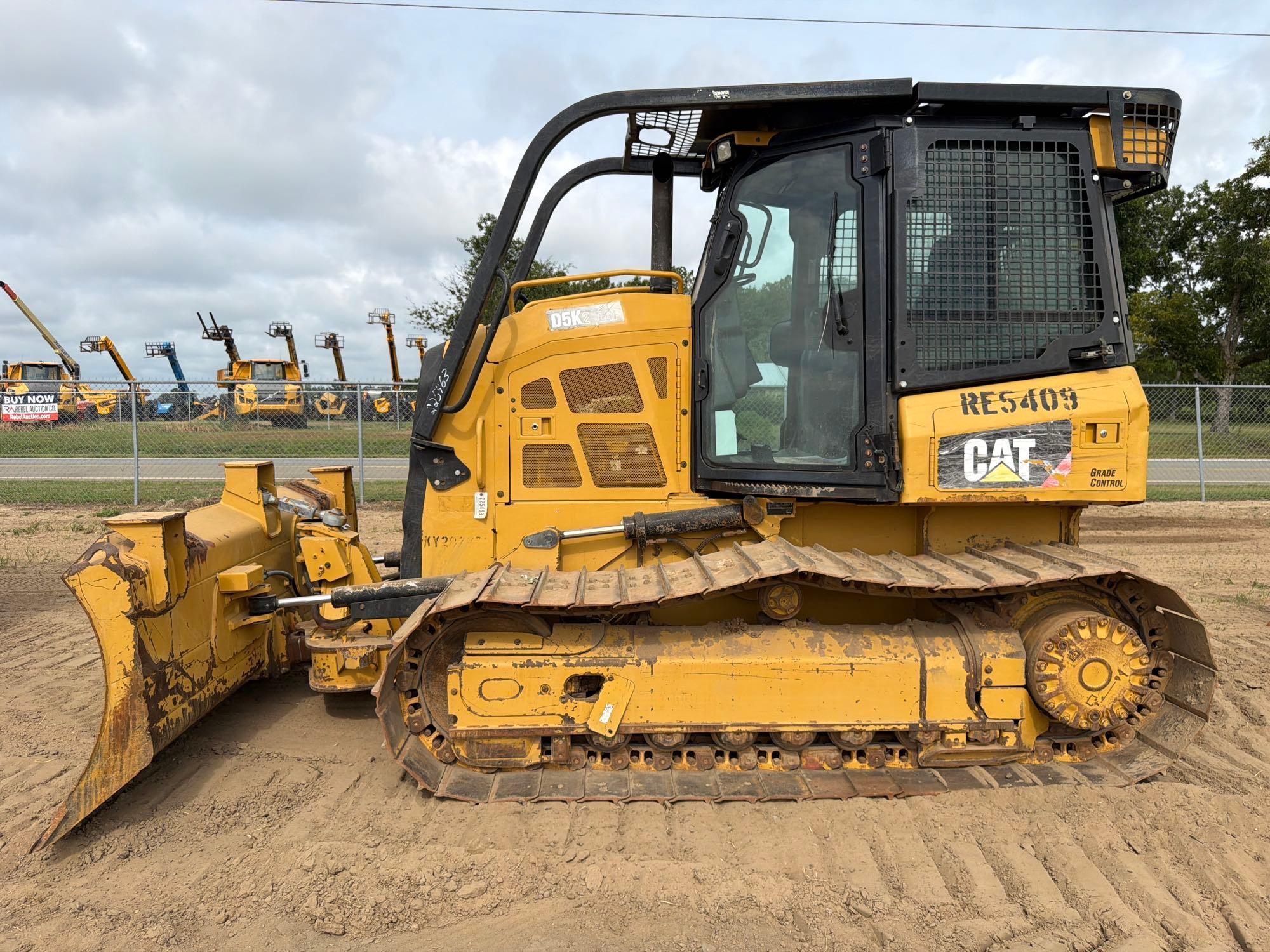 Caterpillar D5K2
