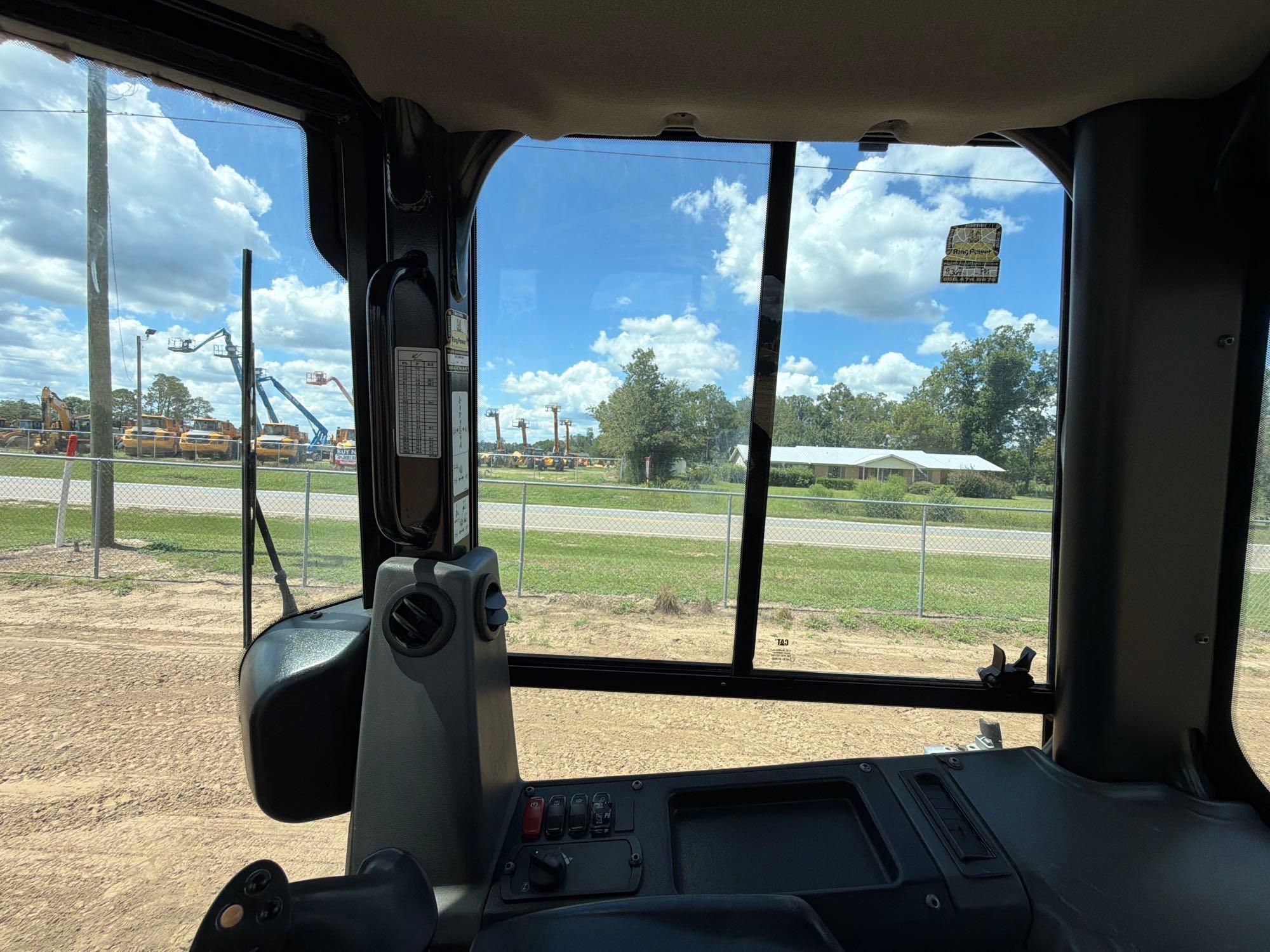 2019 Caterpillar D5K2