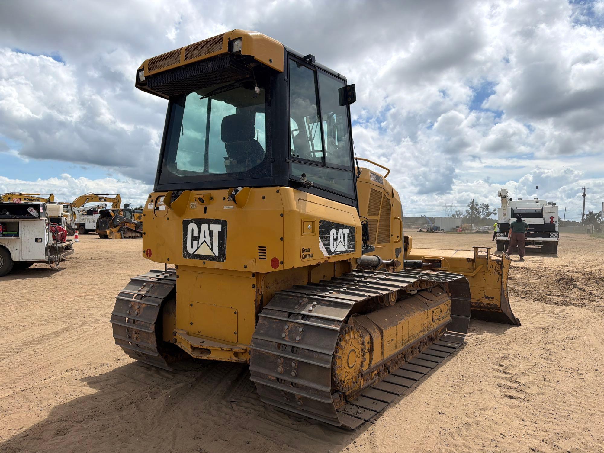 Caterpillar D5K2