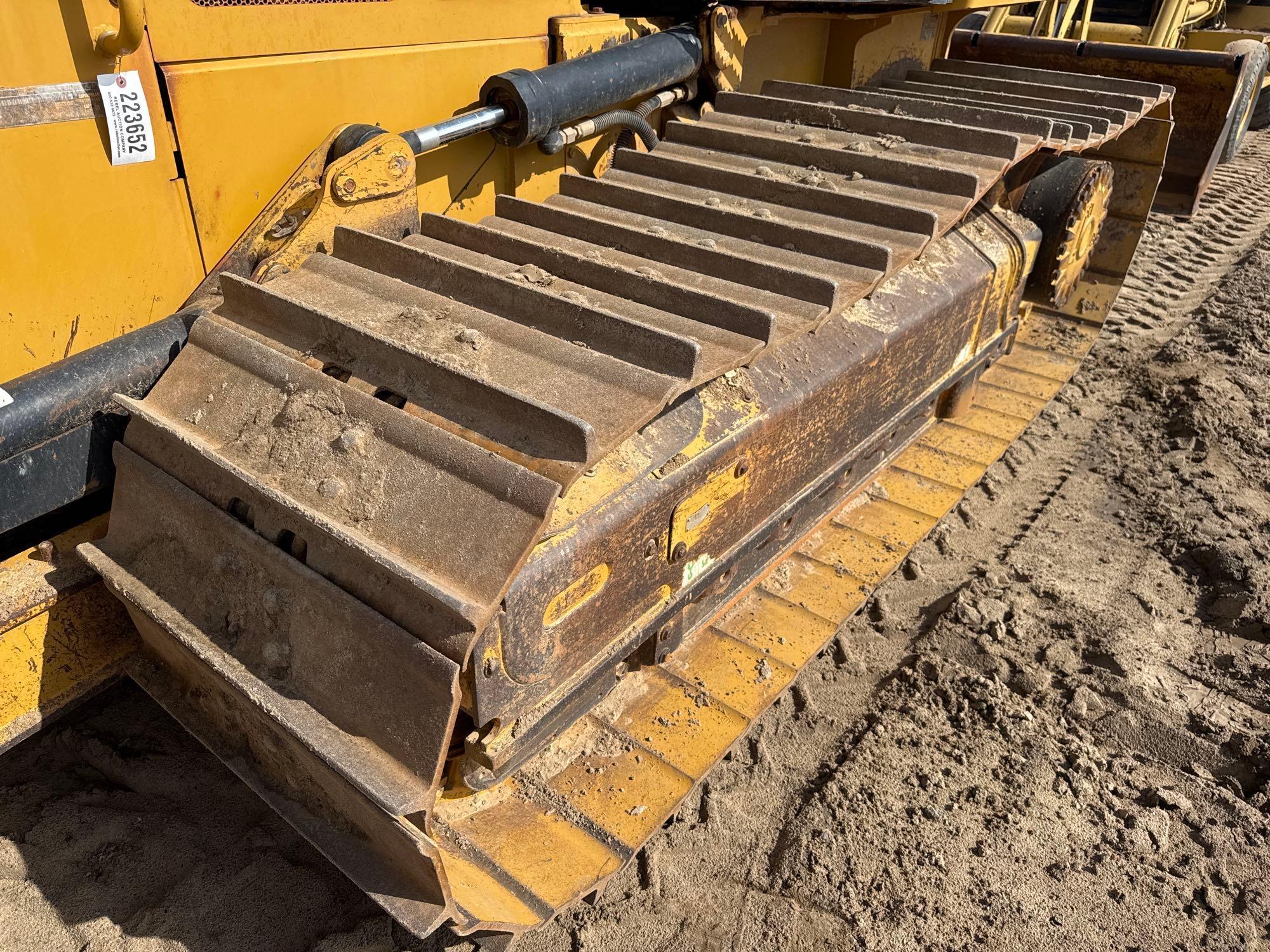 2015 Caterpillar D5K2LGP