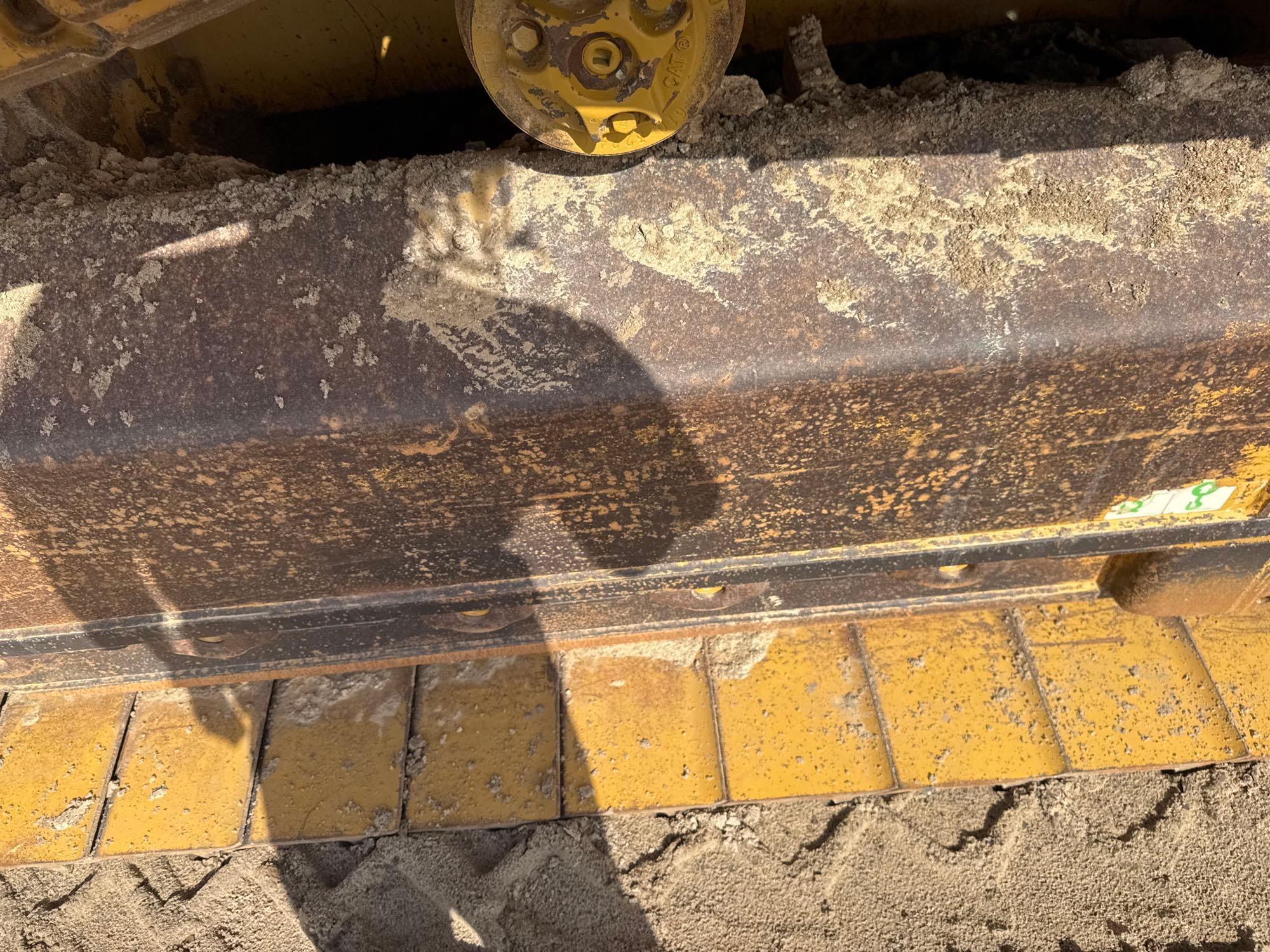 2015 Caterpillar D5K2LGP