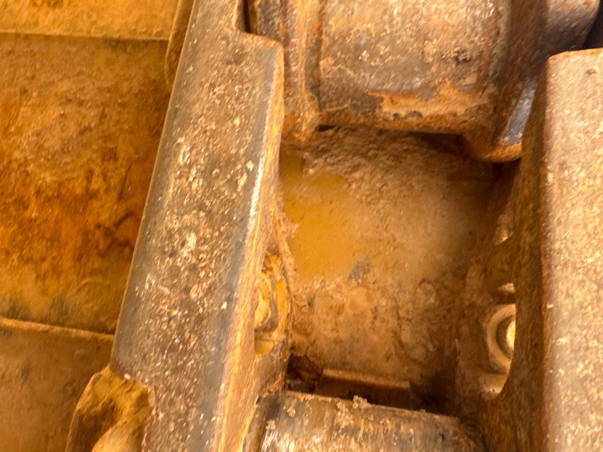 2015 Caterpillar D5K2LGP
