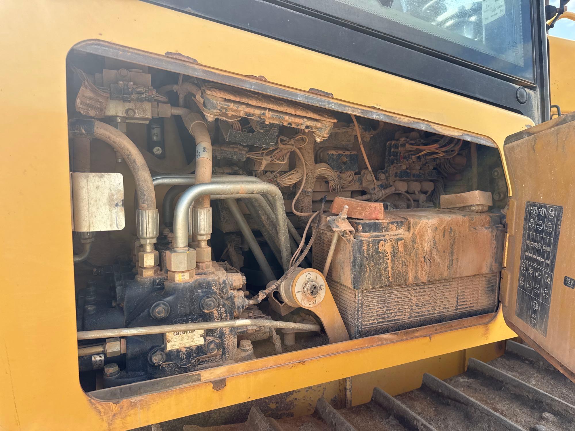 2015 Caterpillar D5K2LGP