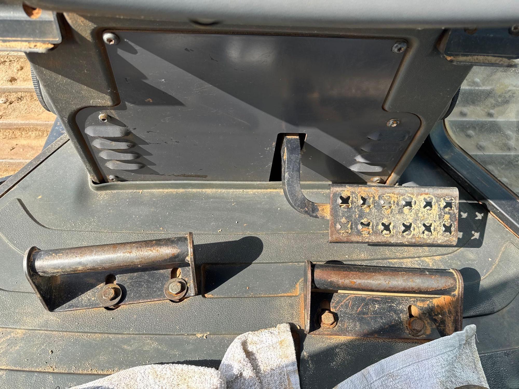 2015 Caterpillar D5K2LGP