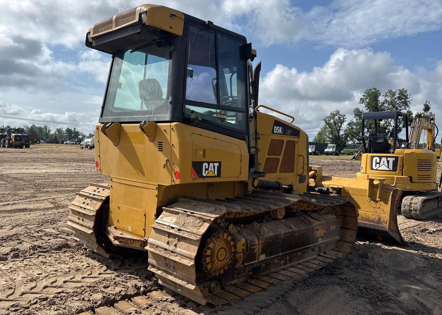 2015 Caterpillar D5K2LGP