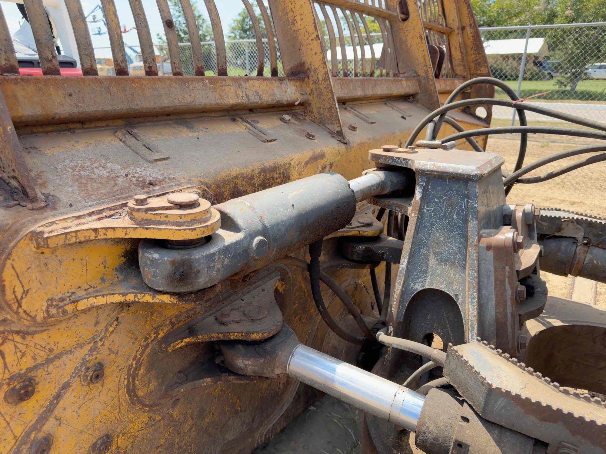 John Deere 750K