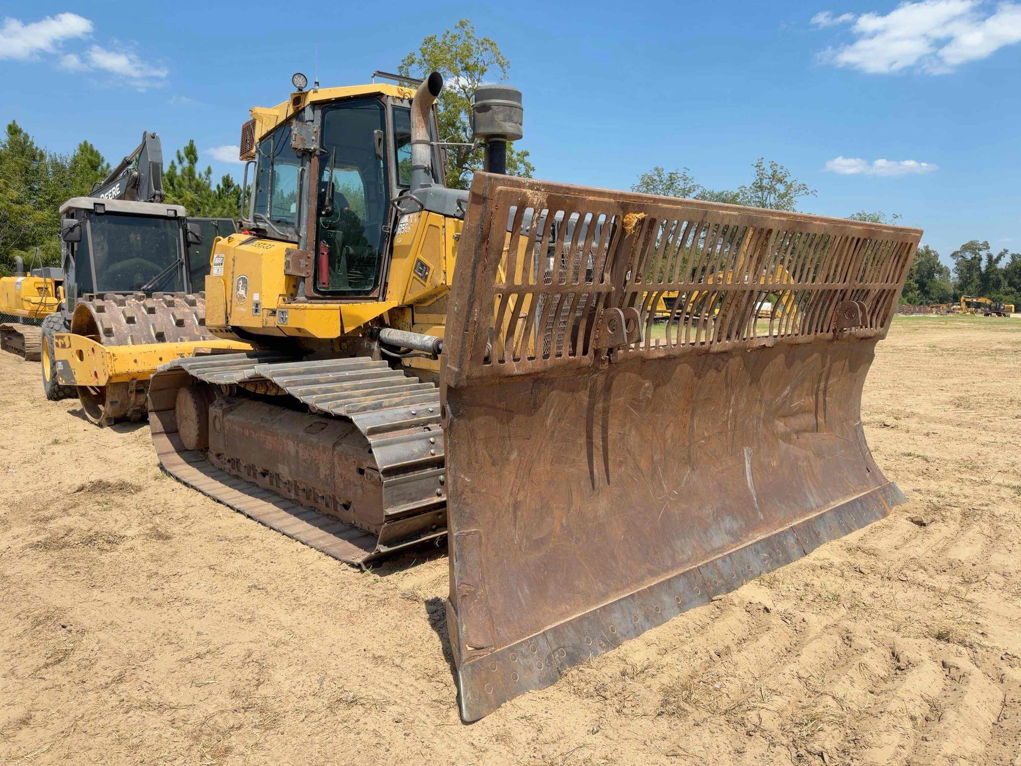 John Deere 750K