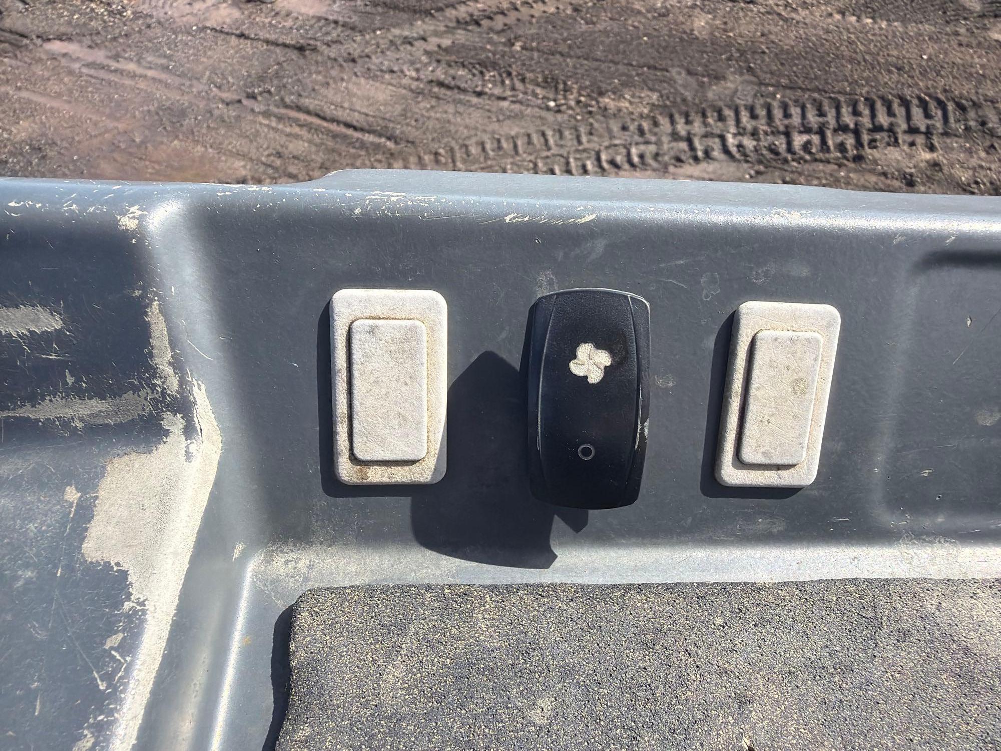 2012 John Deere 750K