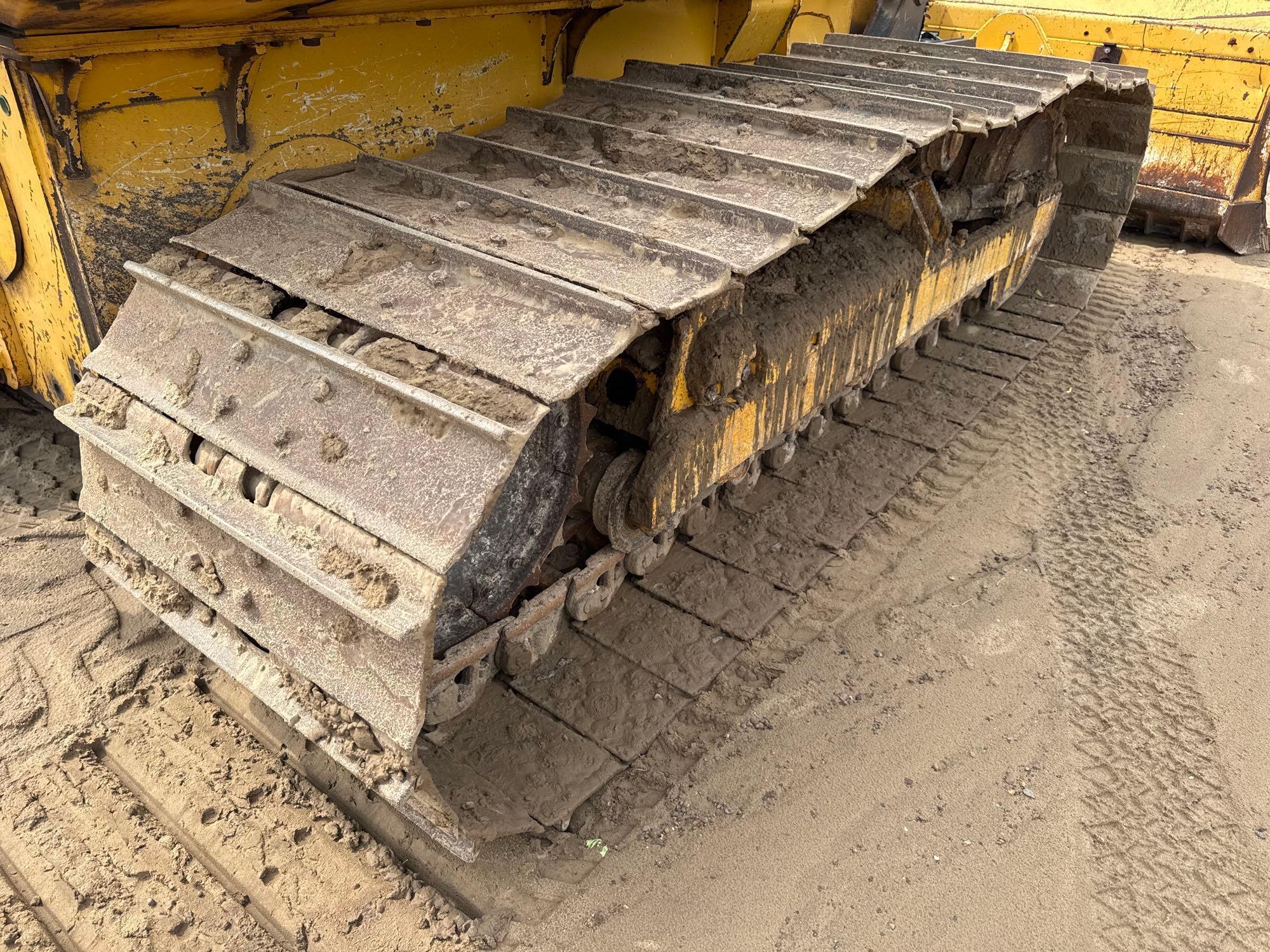 2016 John Deere 700K