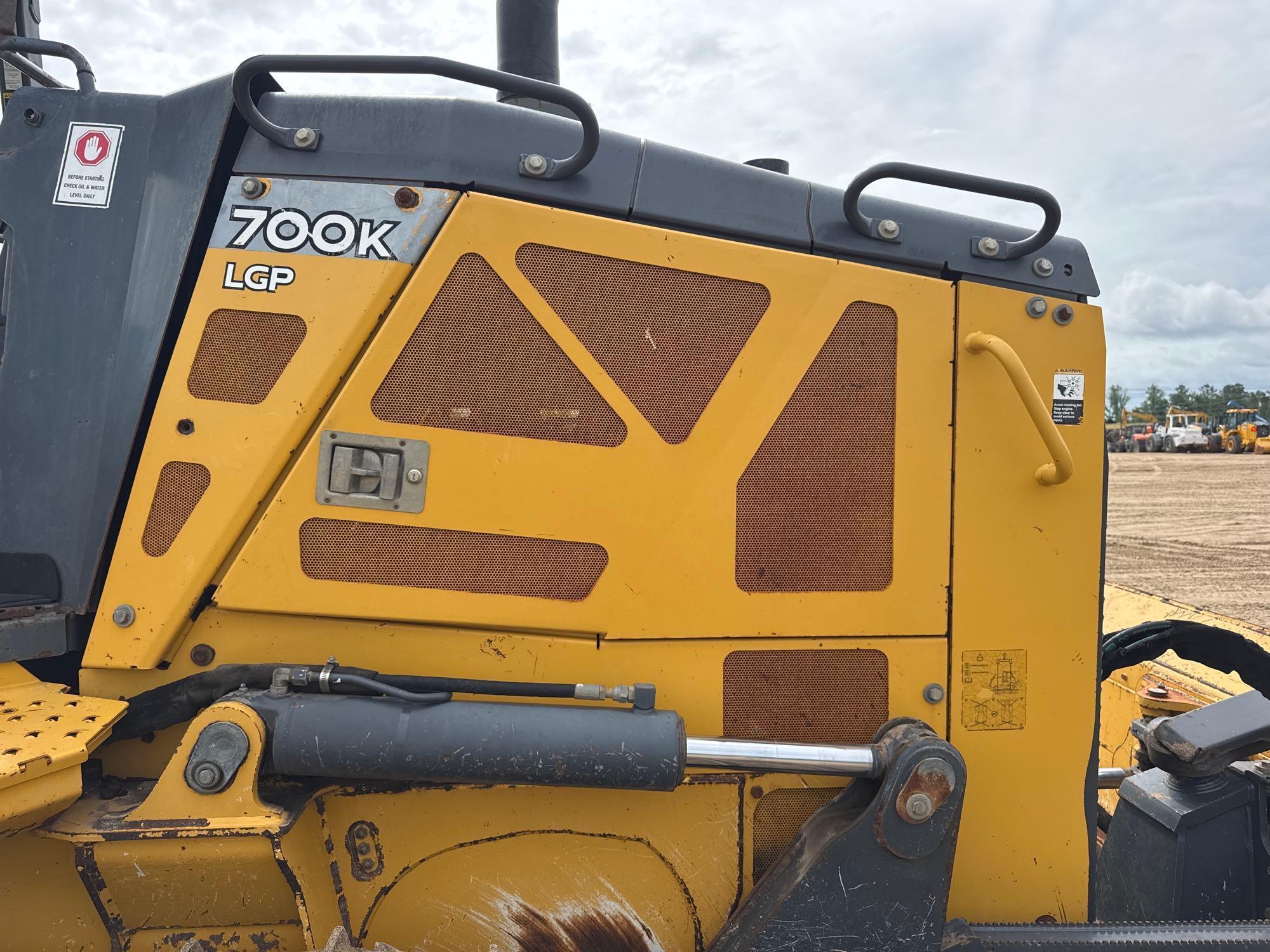2016 John Deere 700K