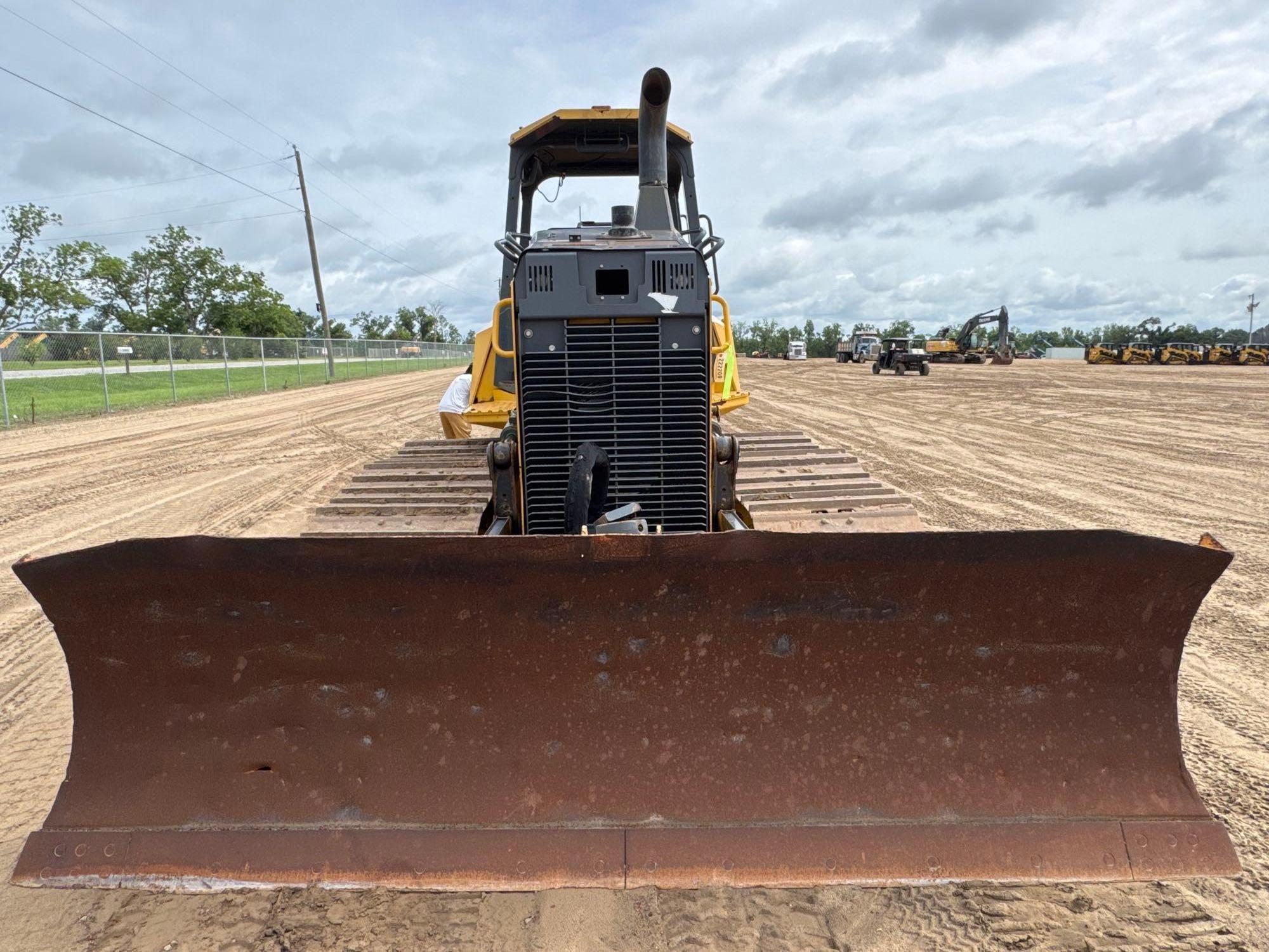 2016 John Deere 700K