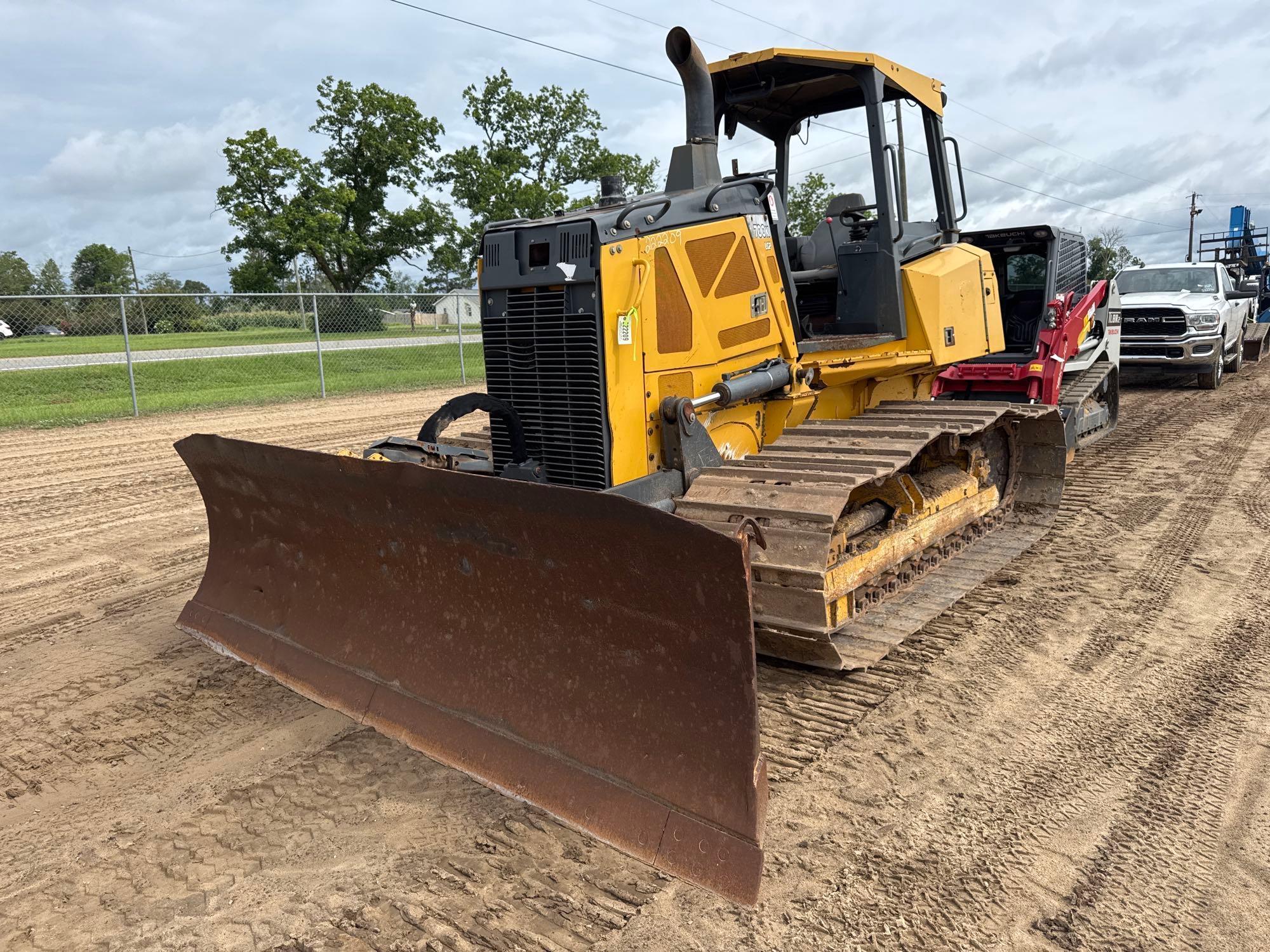 2016 John Deere 700K