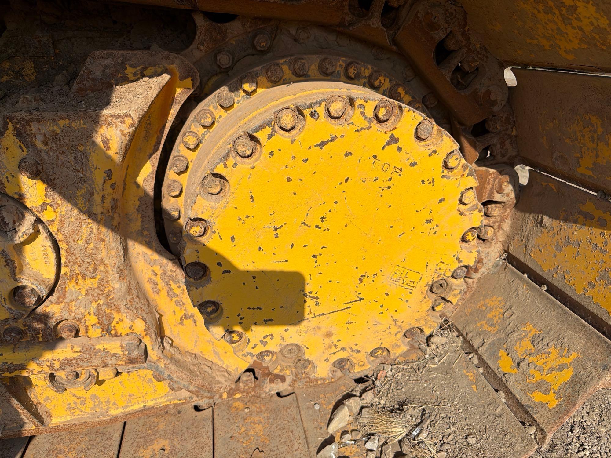 Komatsu D61