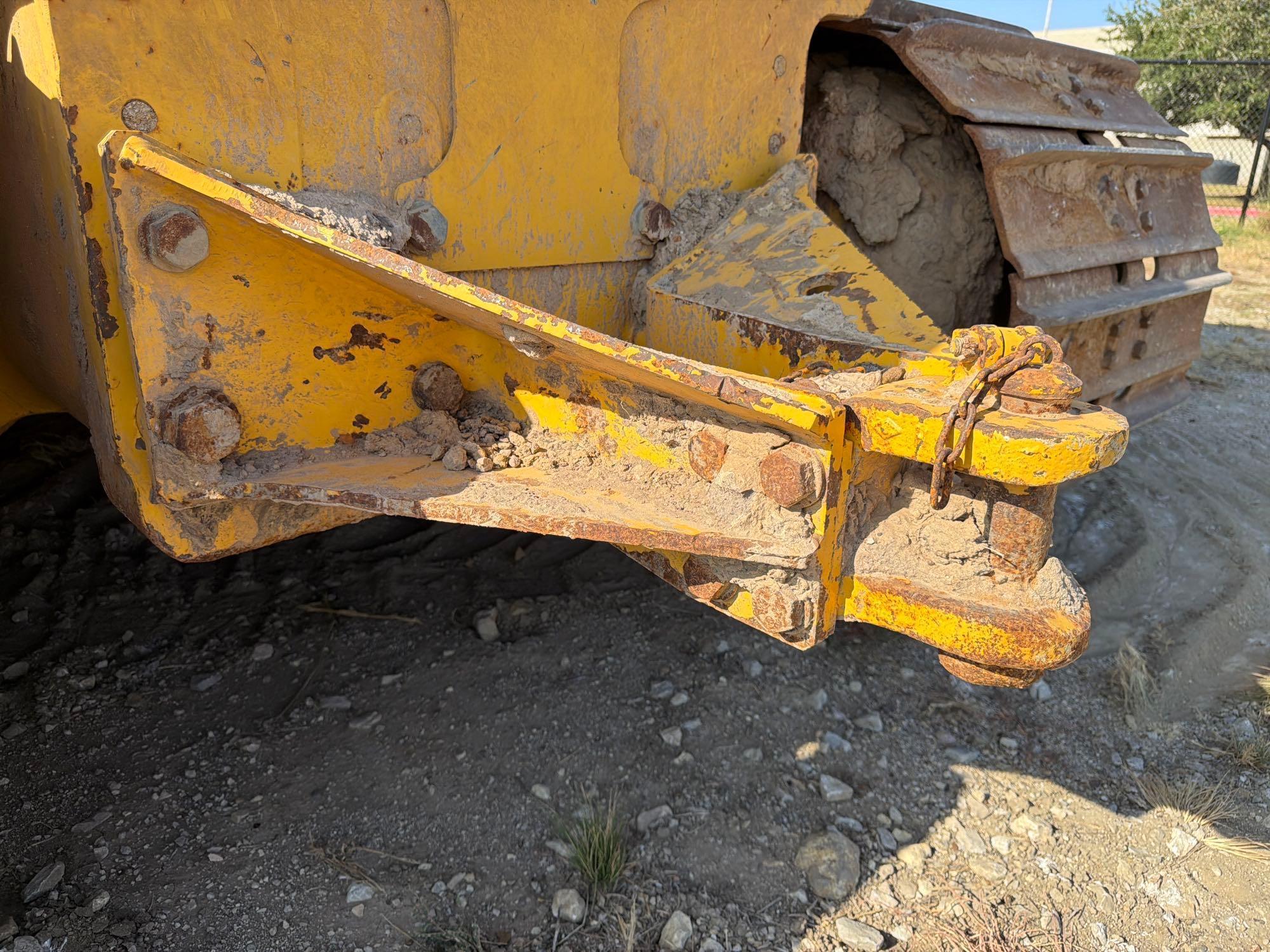 Komatsu D61
