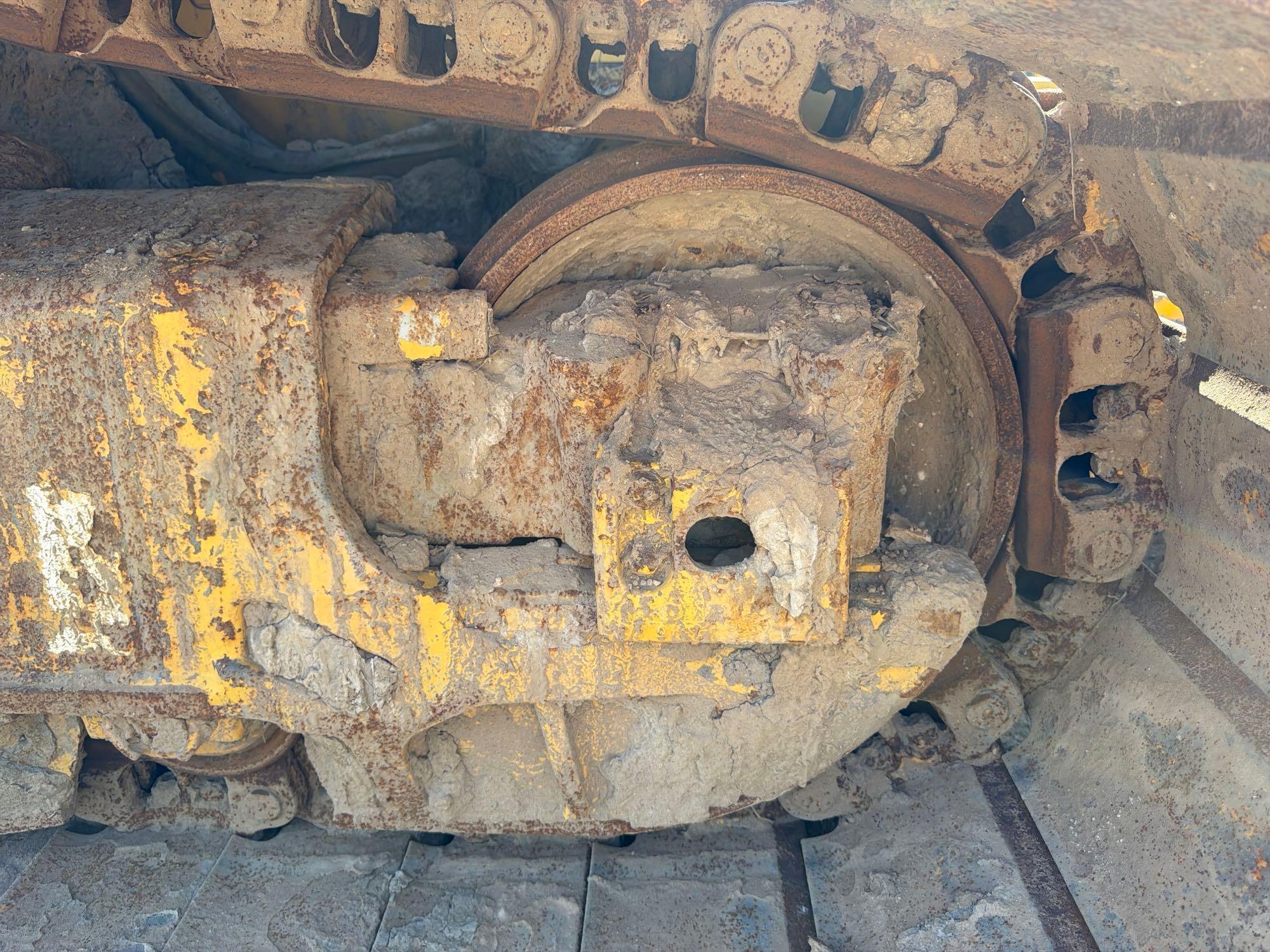 Komatsu D61
