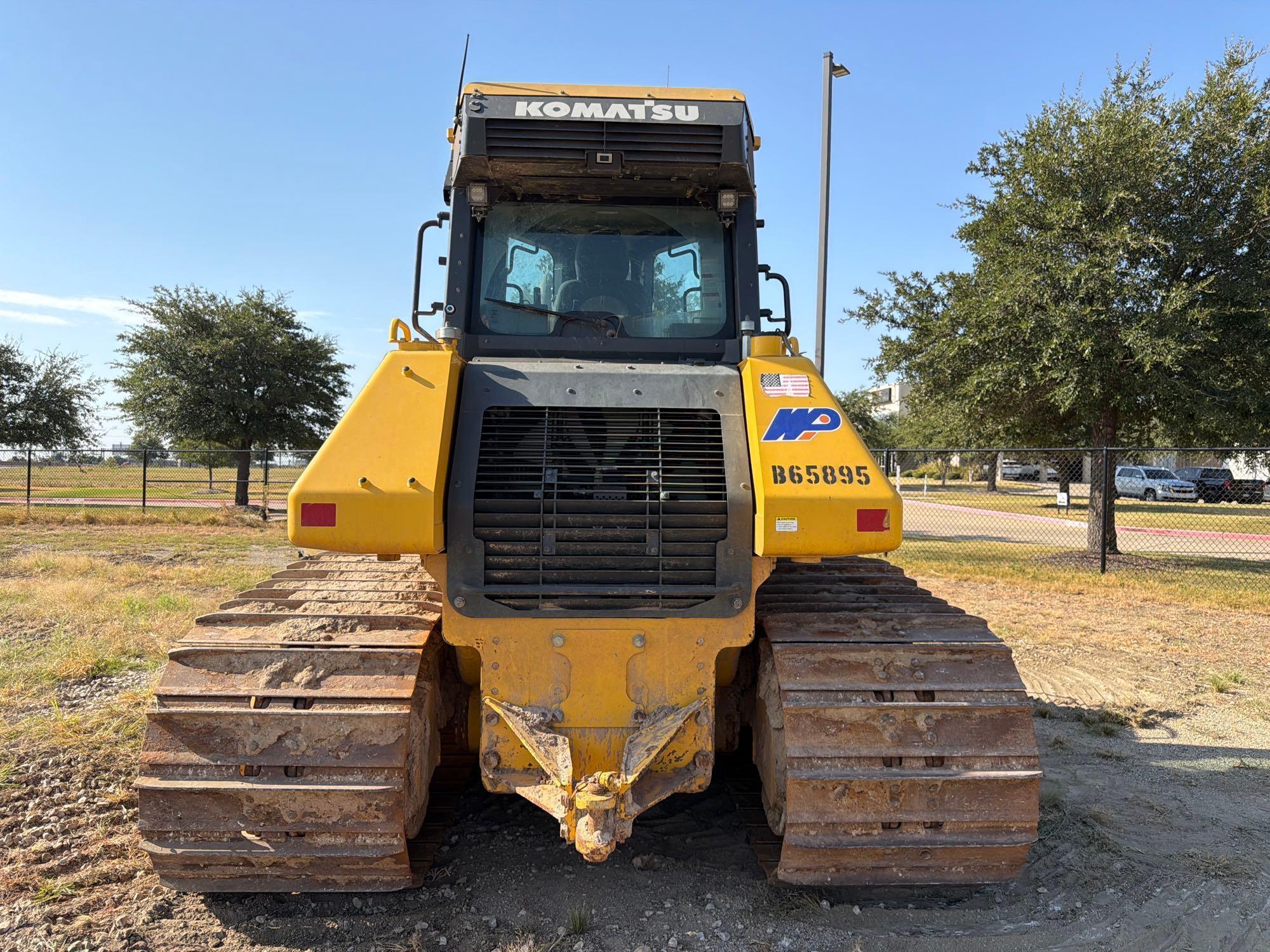 Komatsu D61
