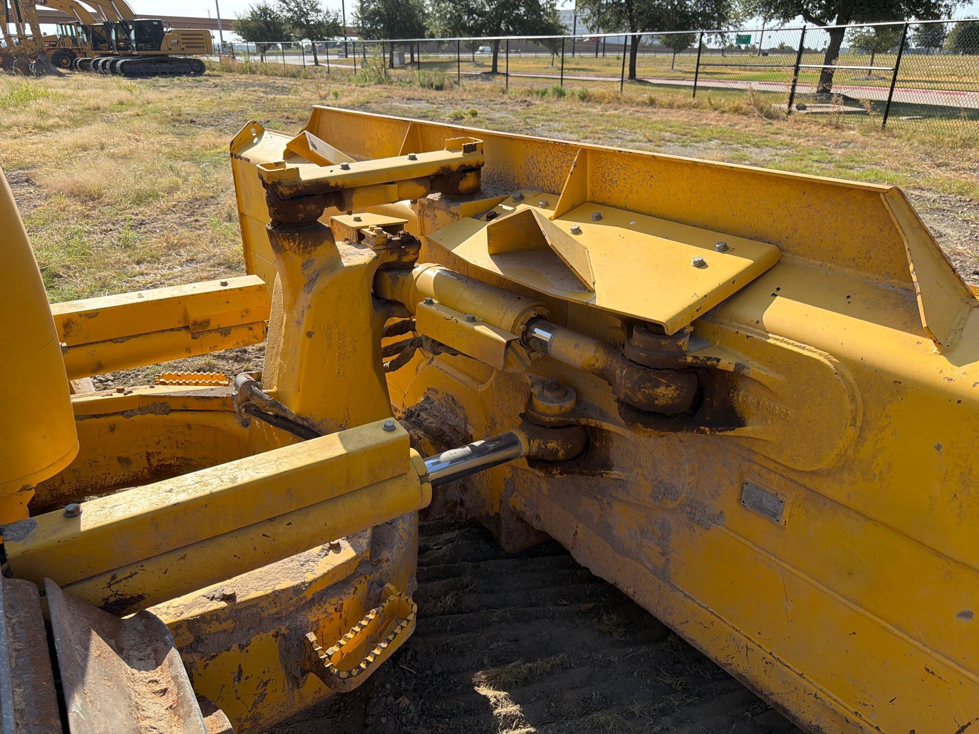 Komatsu D61