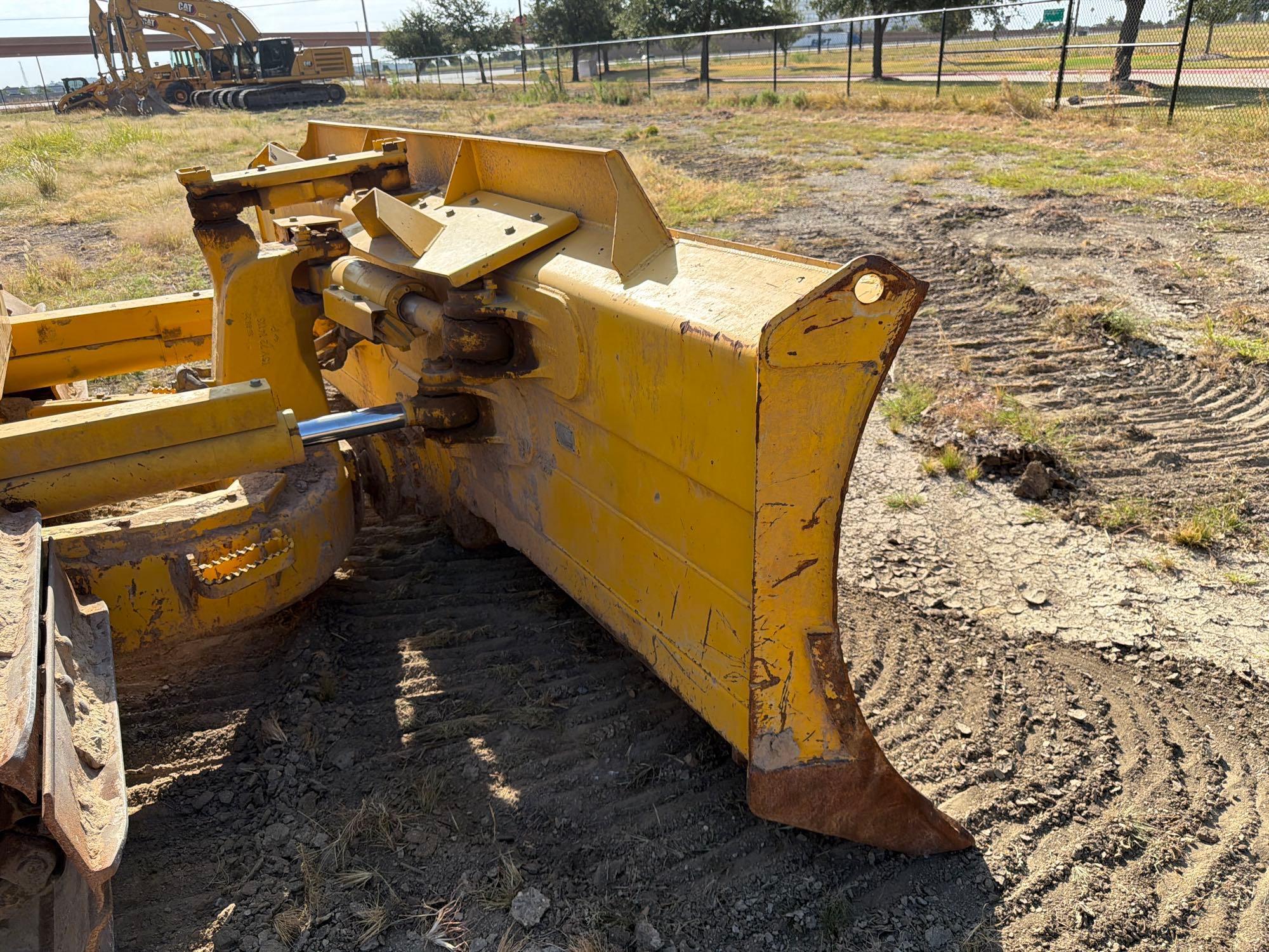 Komatsu D61