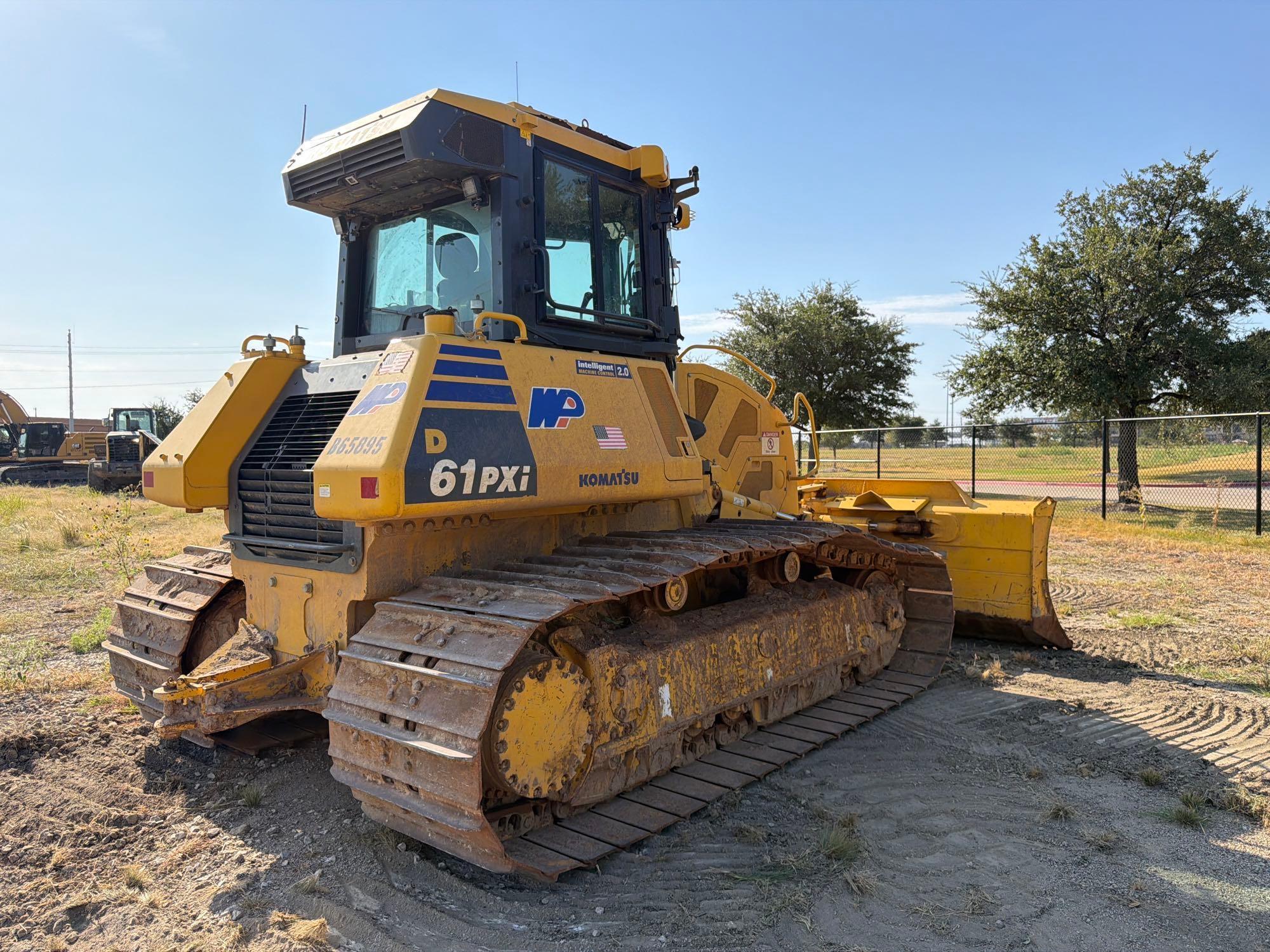 Komatsu D61