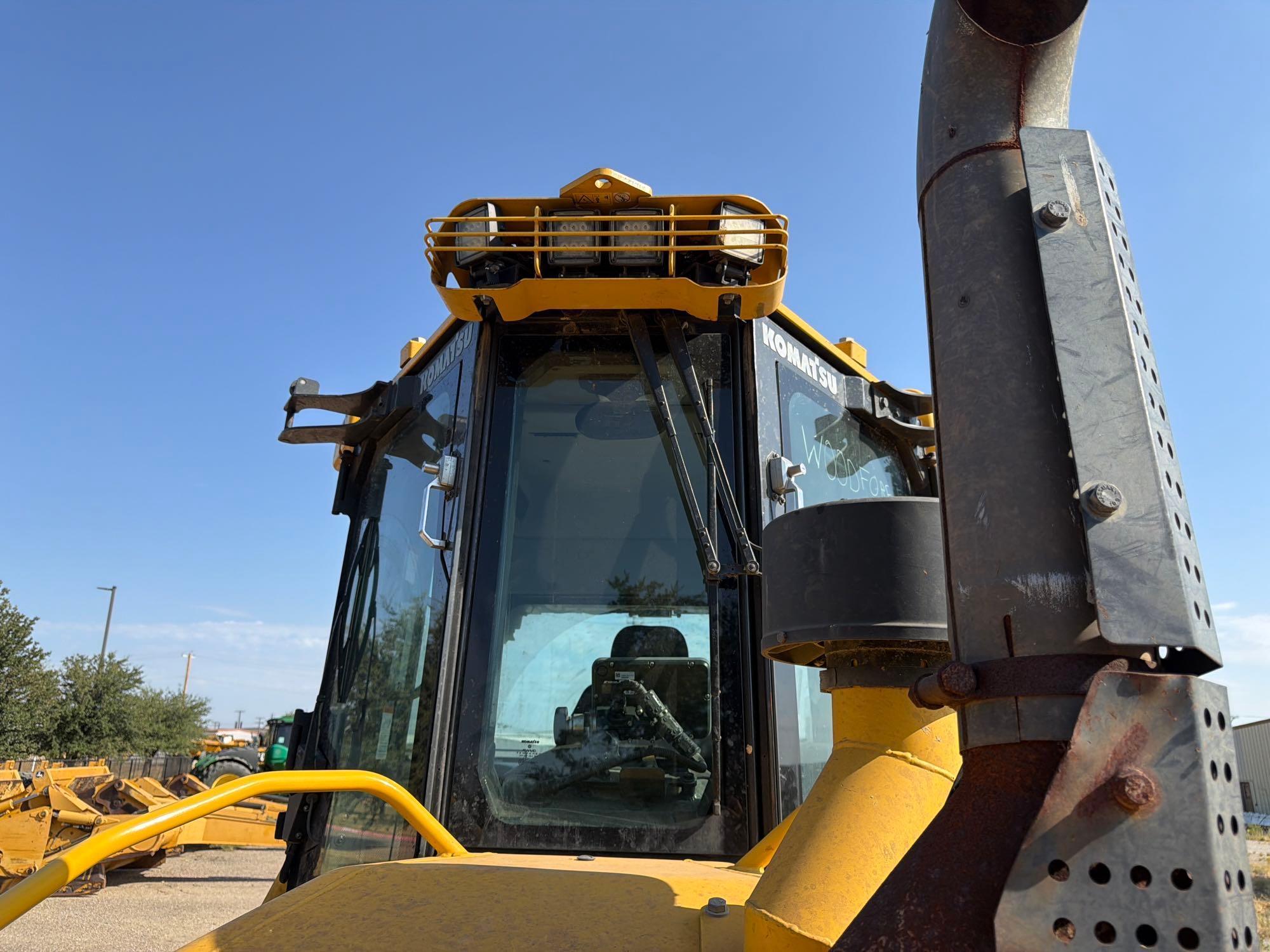 Komatsu D61