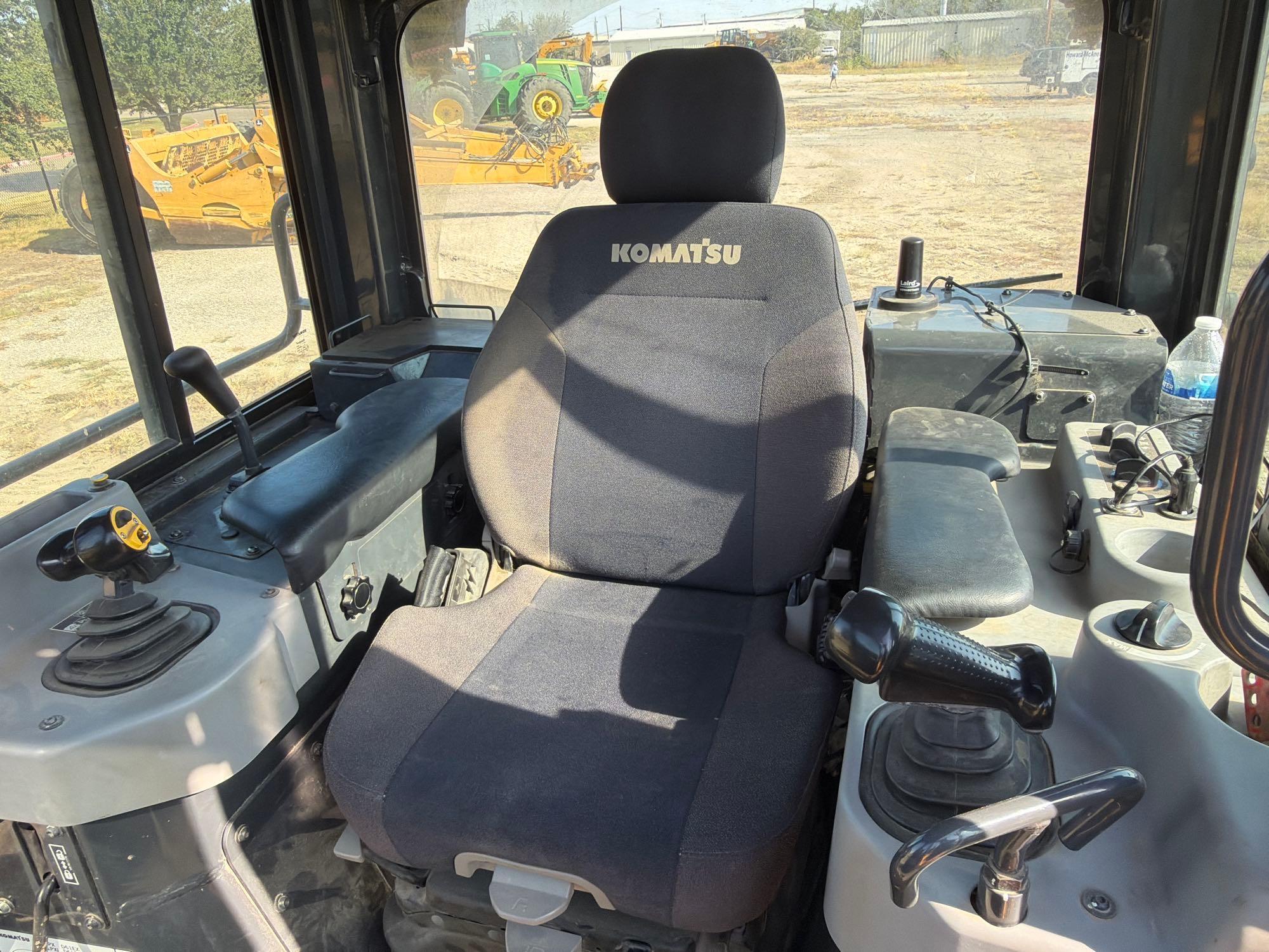 Komatsu D61