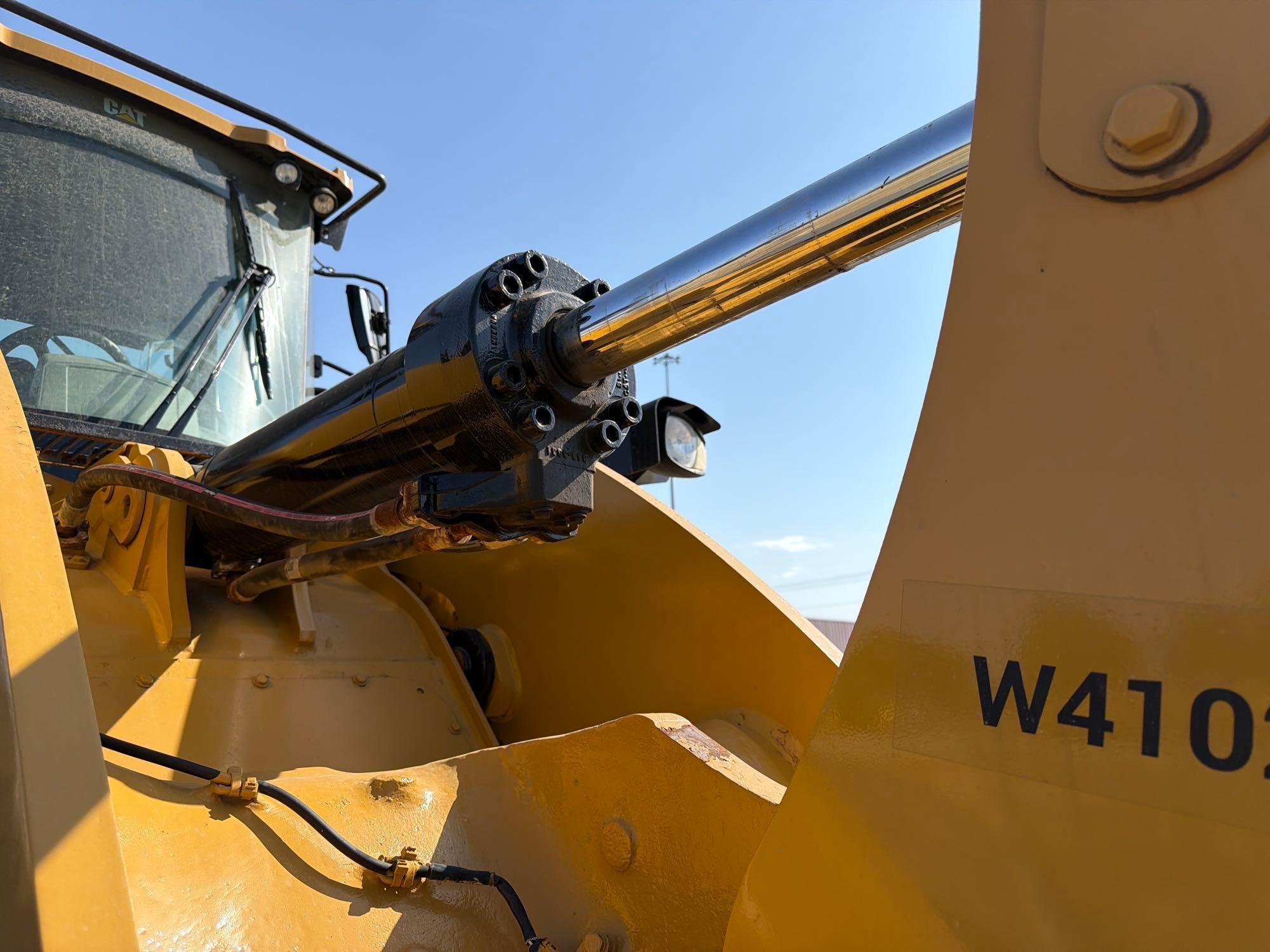 Caterpillar 962