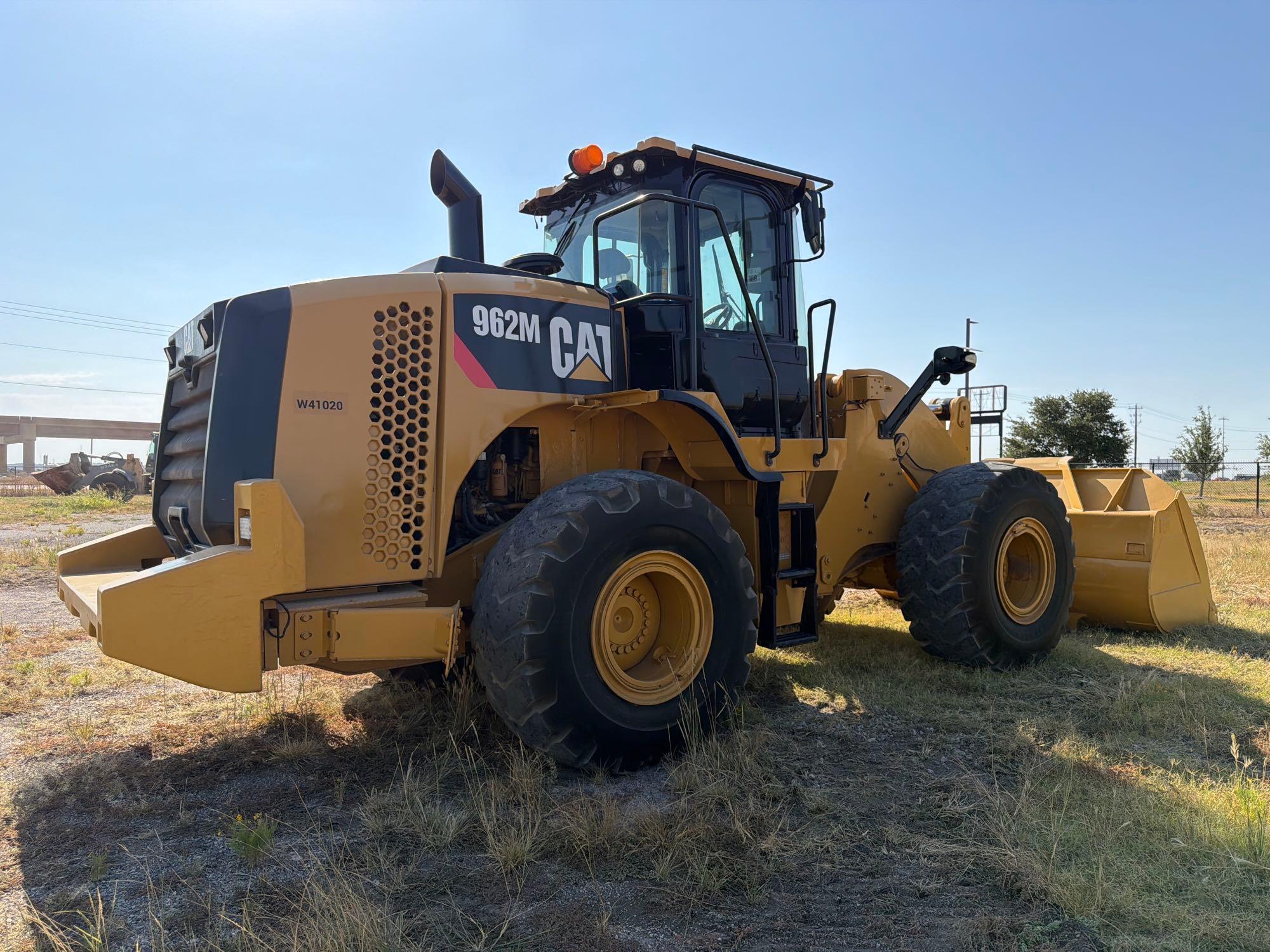 Caterpillar 962