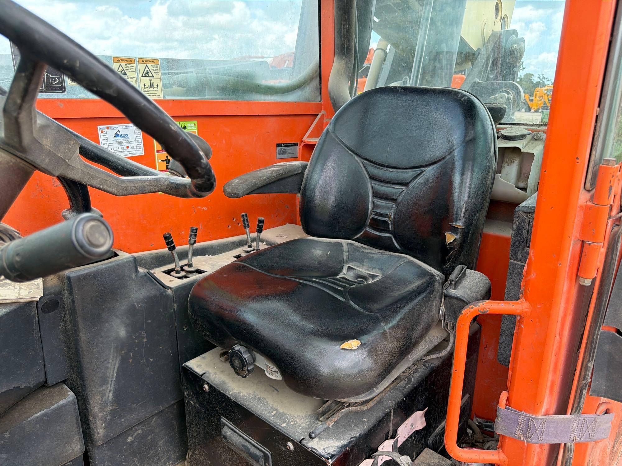 2014 JLG G12-55A