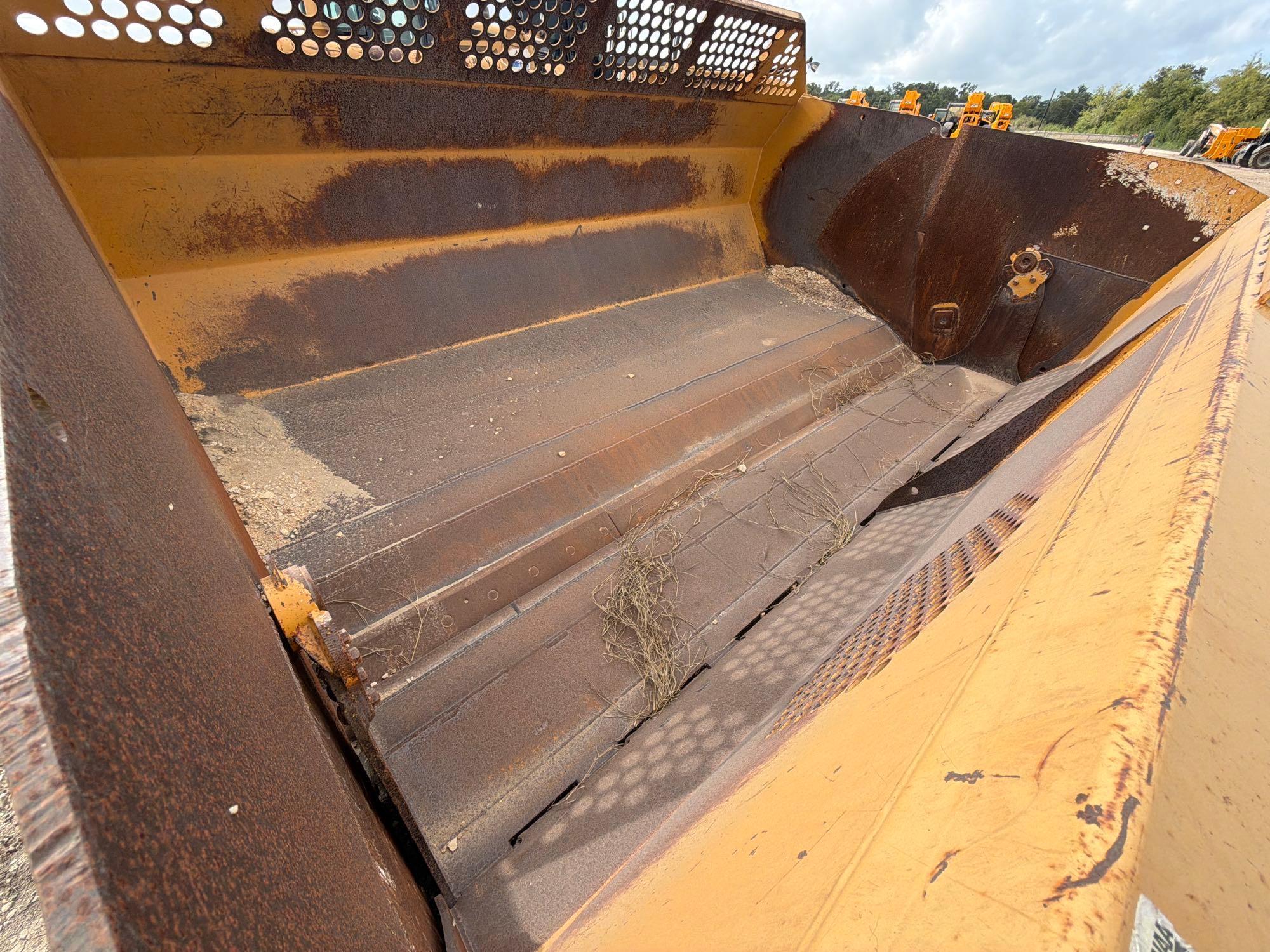 2004 John Deere 1812C
