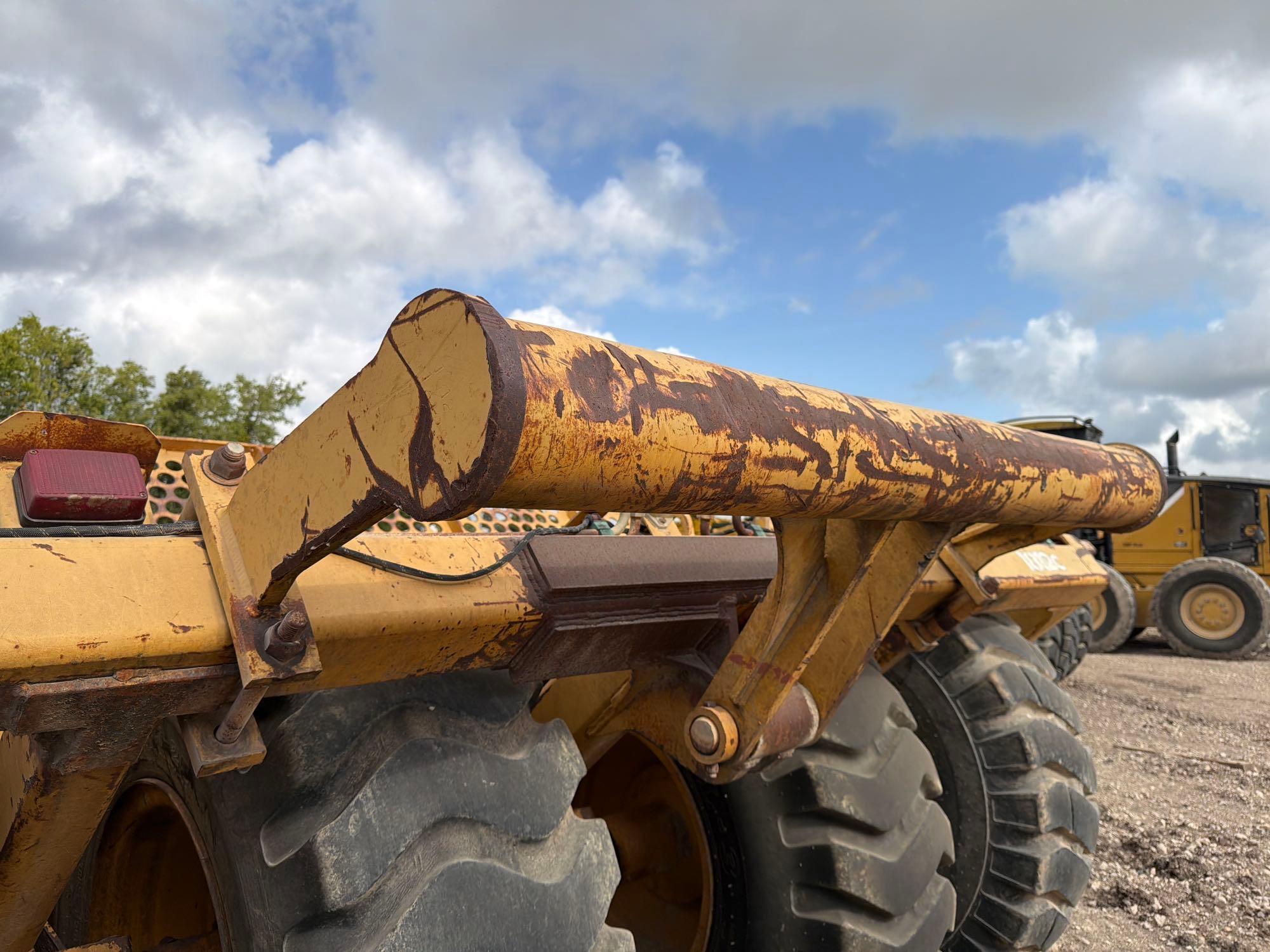 2004 John Deere 1812C